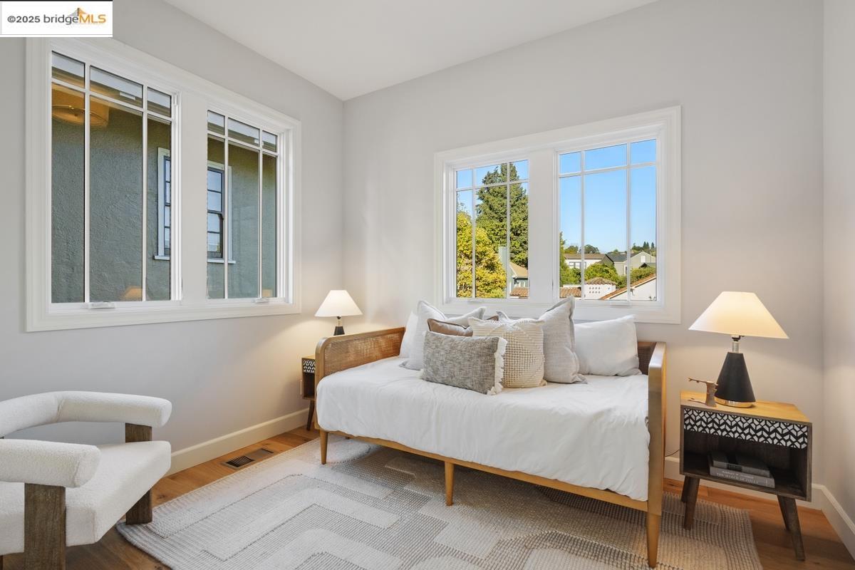 Detail Gallery Image 45 of 60 For 963 Grosvenor Place, Oakland,  CA 94610 - 4 Beds | 4 Baths