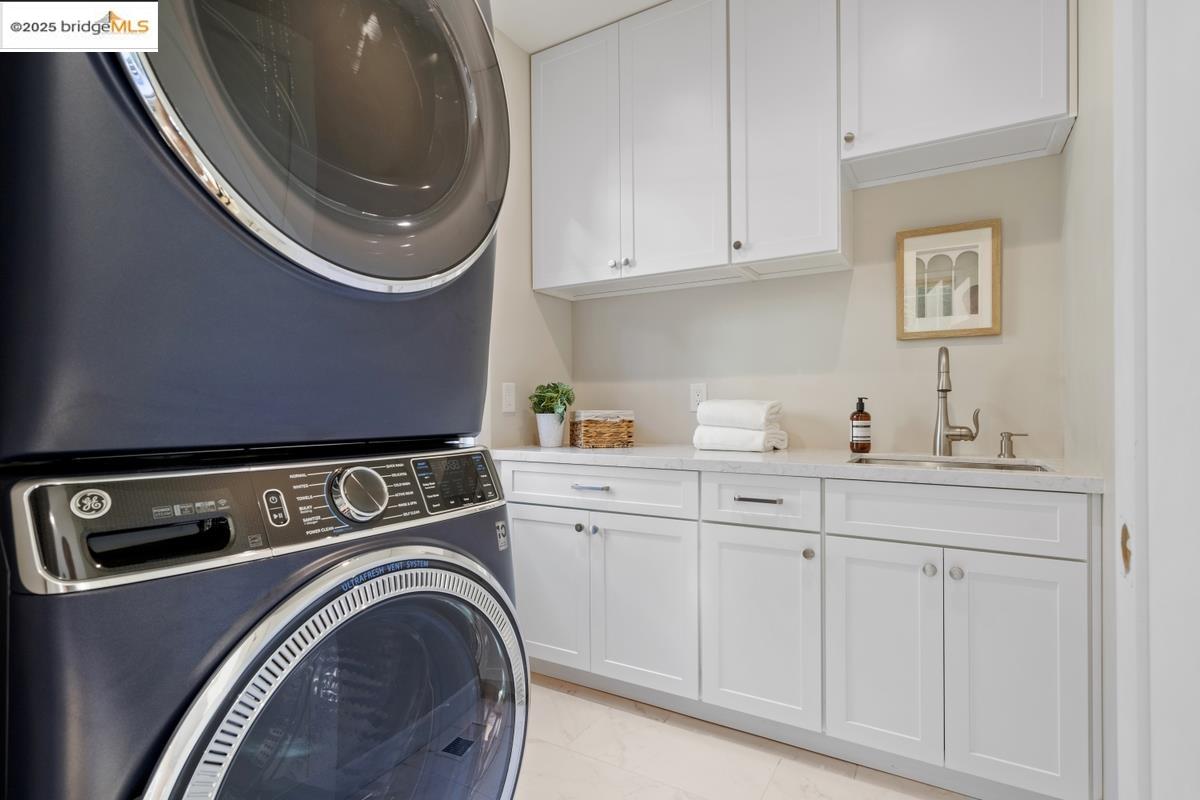 Detail Gallery Image 47 of 60 For 963 Grosvenor Place, Oakland,  CA 94610 - 4 Beds | 4 Baths