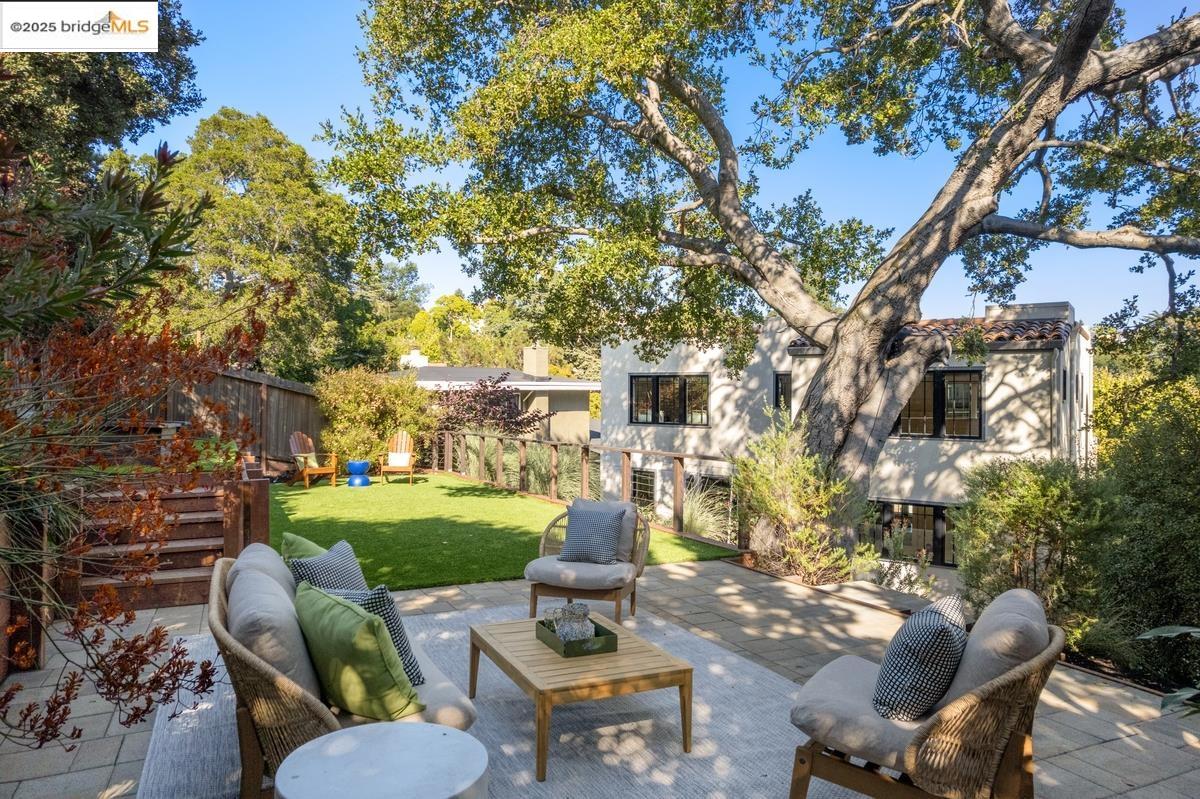 Detail Gallery Image 51 of 60 For 963 Grosvenor Place, Oakland,  CA 94610 - 4 Beds | 4 Baths