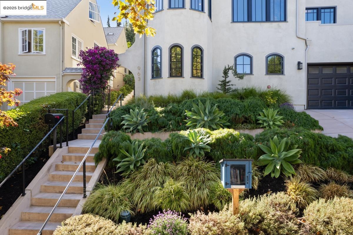 Detail Gallery Image 57 of 60 For 963 Grosvenor Place, Oakland,  CA 94610 - 4 Beds | 4 Baths