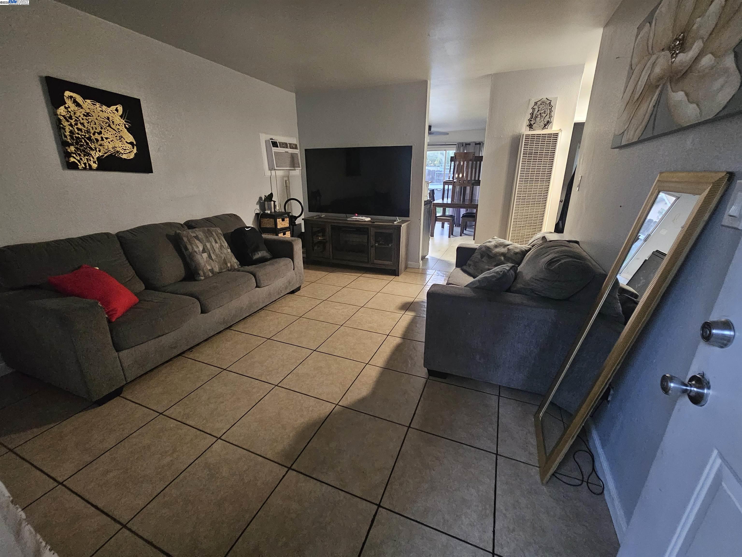 Detail Gallery Image 11 of 15 For 2117 Celeste Dr, Modesto,  CA 95355 - – Beds | – Baths