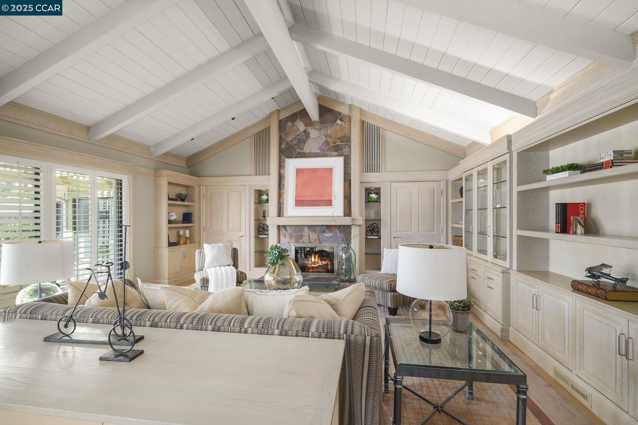 Detail Gallery Image 19 of 54 For 738 Mandarin Ln, Walnut Creek,  CA 94598 - 3 Beds | 3/1 Baths