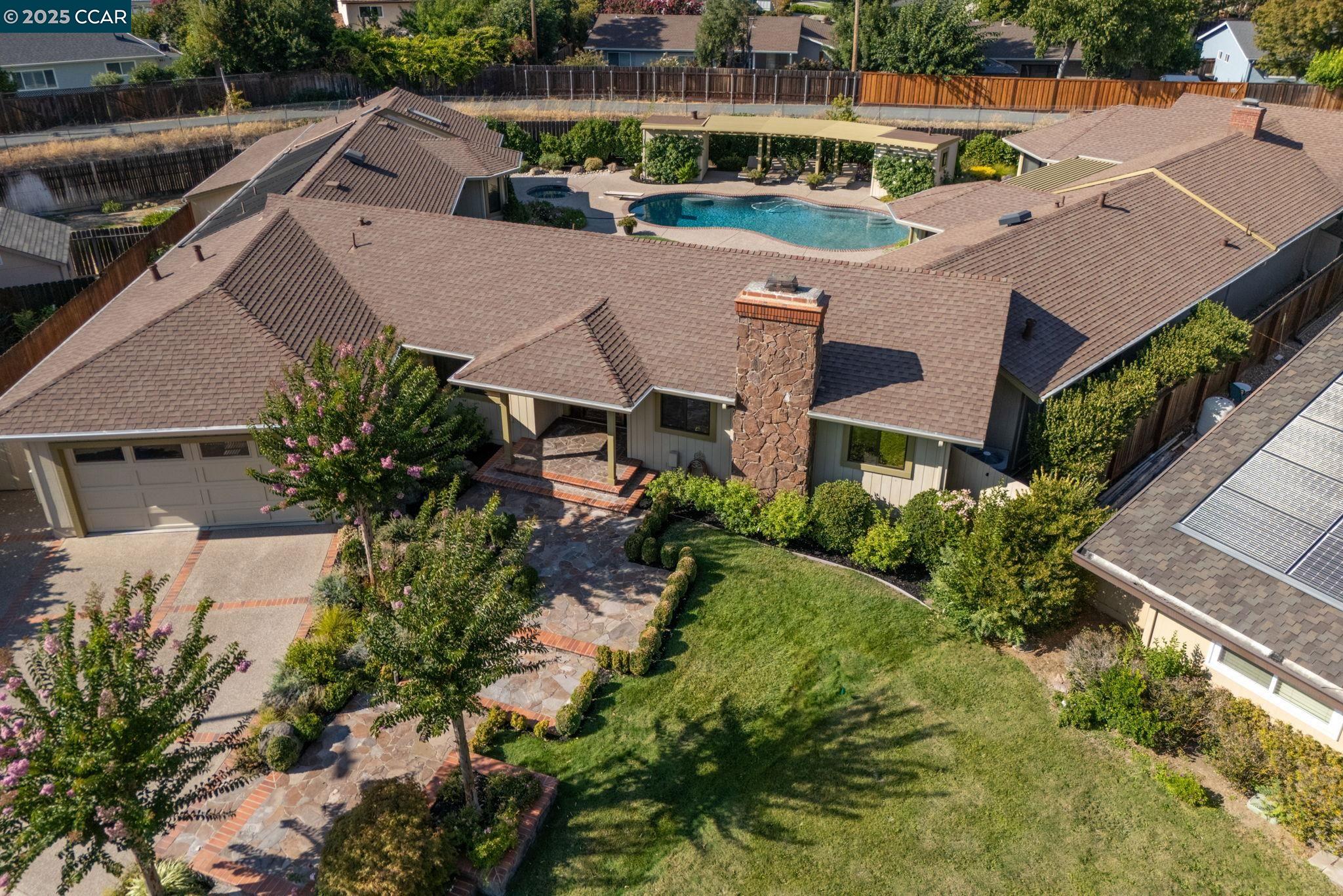 Detail Gallery Image 53 of 54 For 738 Mandarin Ln, Walnut Creek,  CA 94598 - 3 Beds | 3/1 Baths