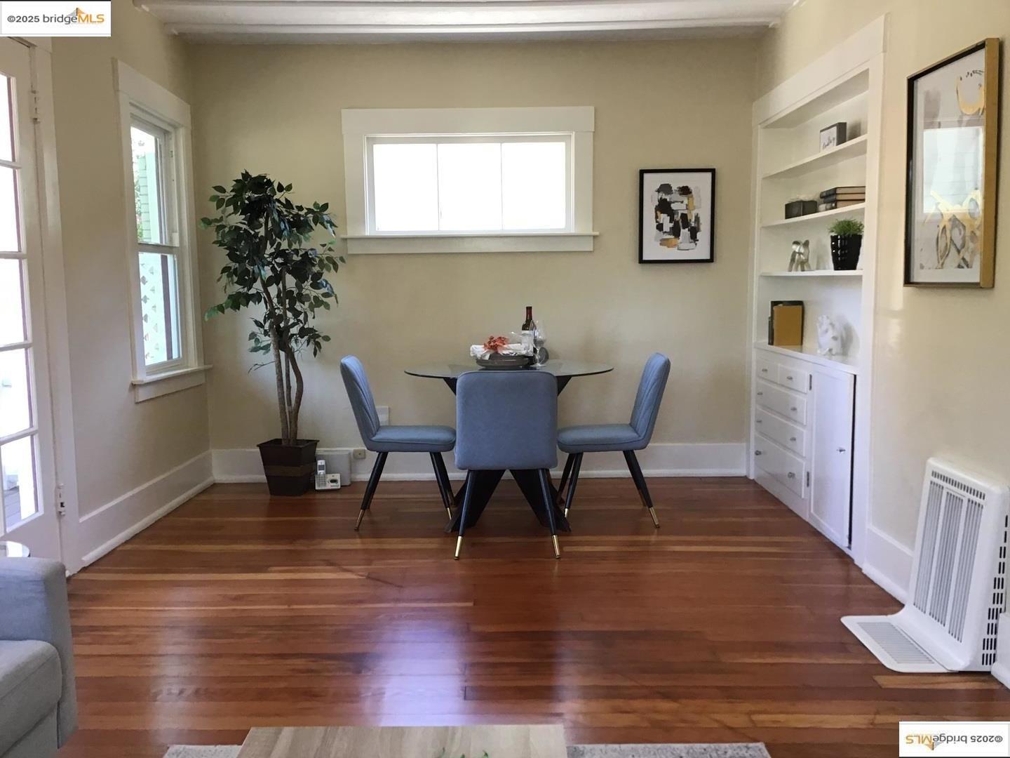 Detail Gallery Image 10 of 31 For 3712 Patterson Avenue, Oakland,  CA 94619 - 2 Beds | 1 Baths