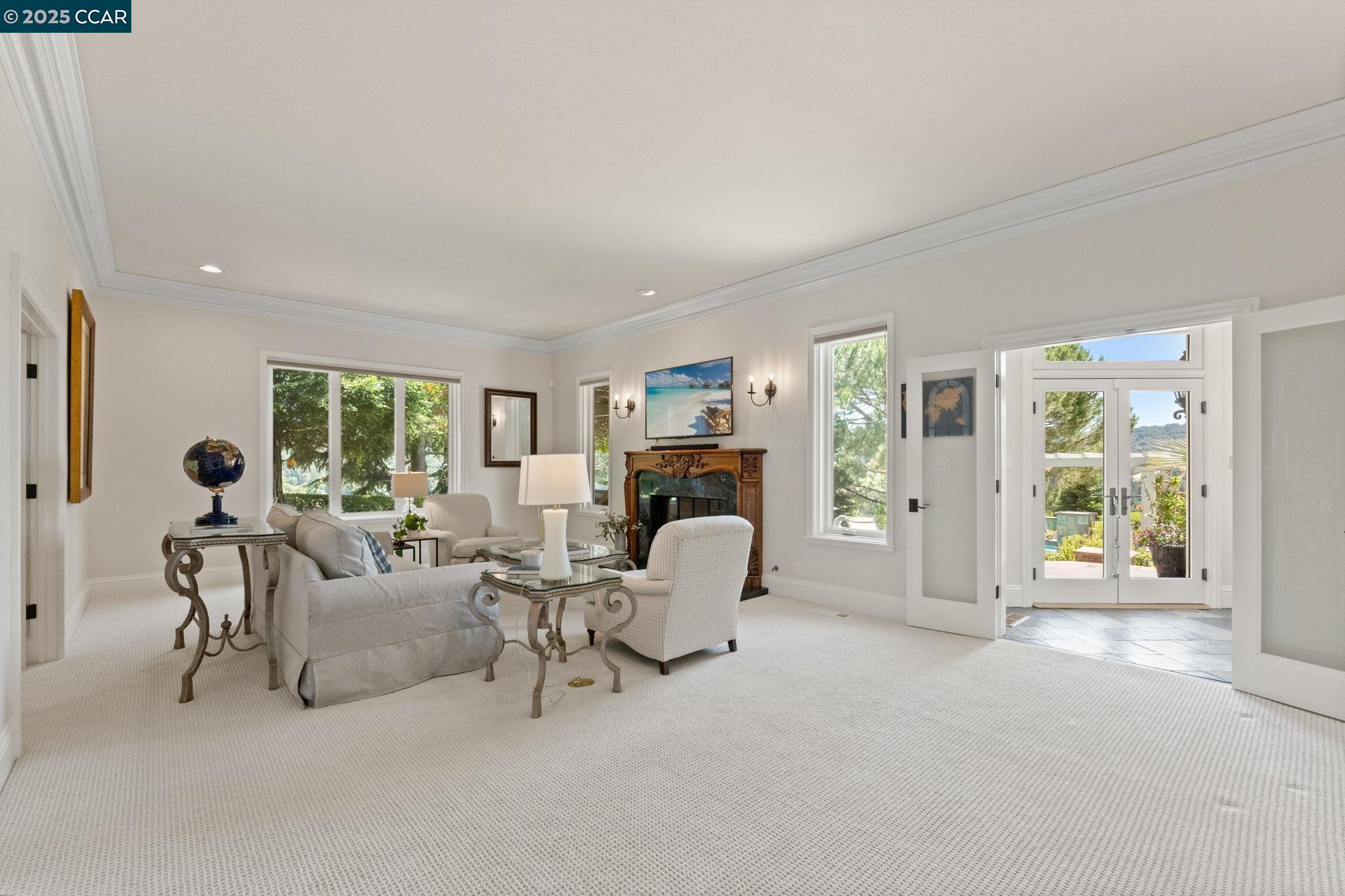 Detail Gallery Image 21 of 58 For 4860 Venner Rd, Martinez,  CA 94553 - 5 Beds | 3/1 Baths