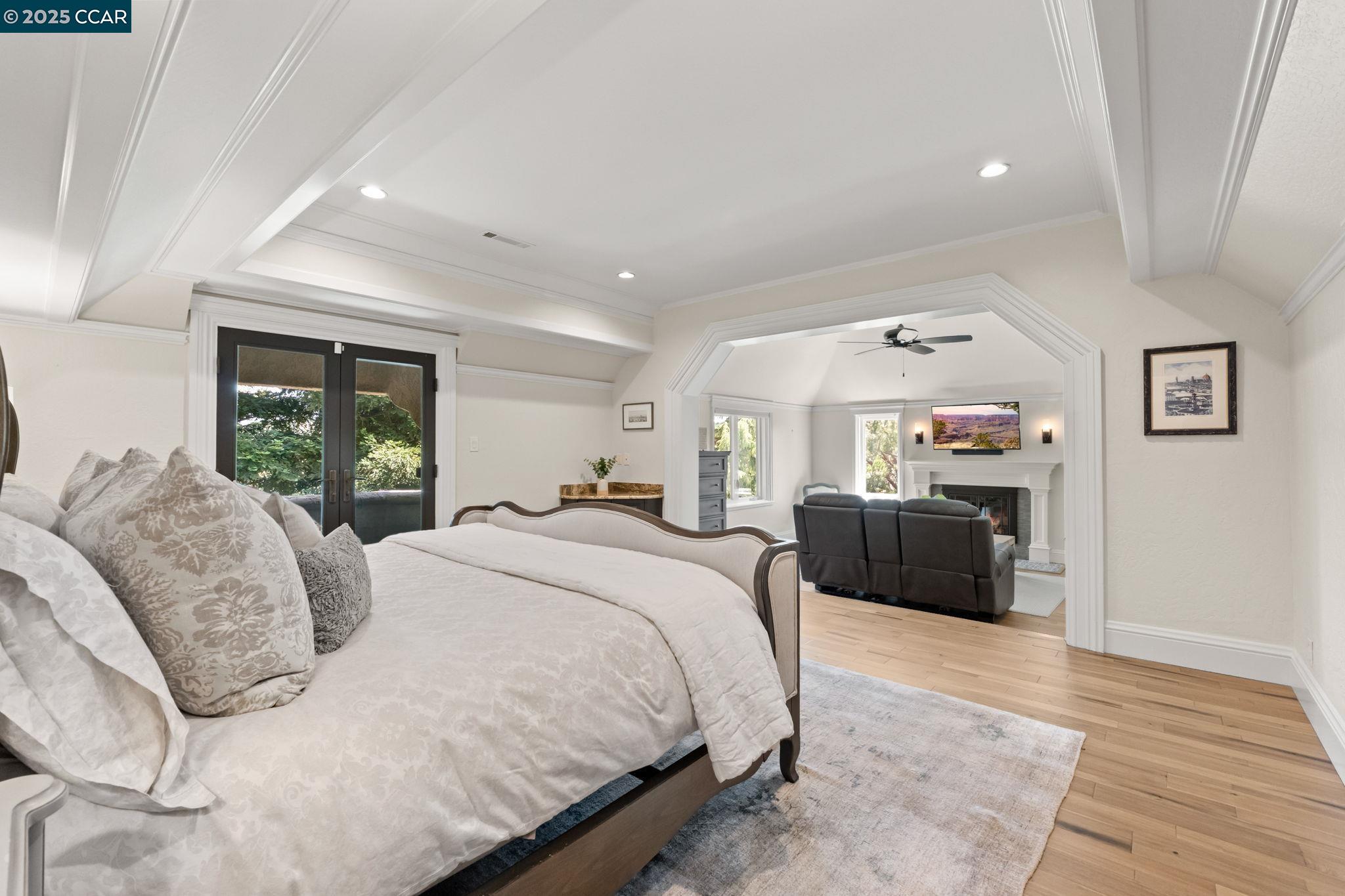 Detail Gallery Image 24 of 58 For 4860 Venner Rd, Martinez,  CA 94553 - 5 Beds | 3/1 Baths
