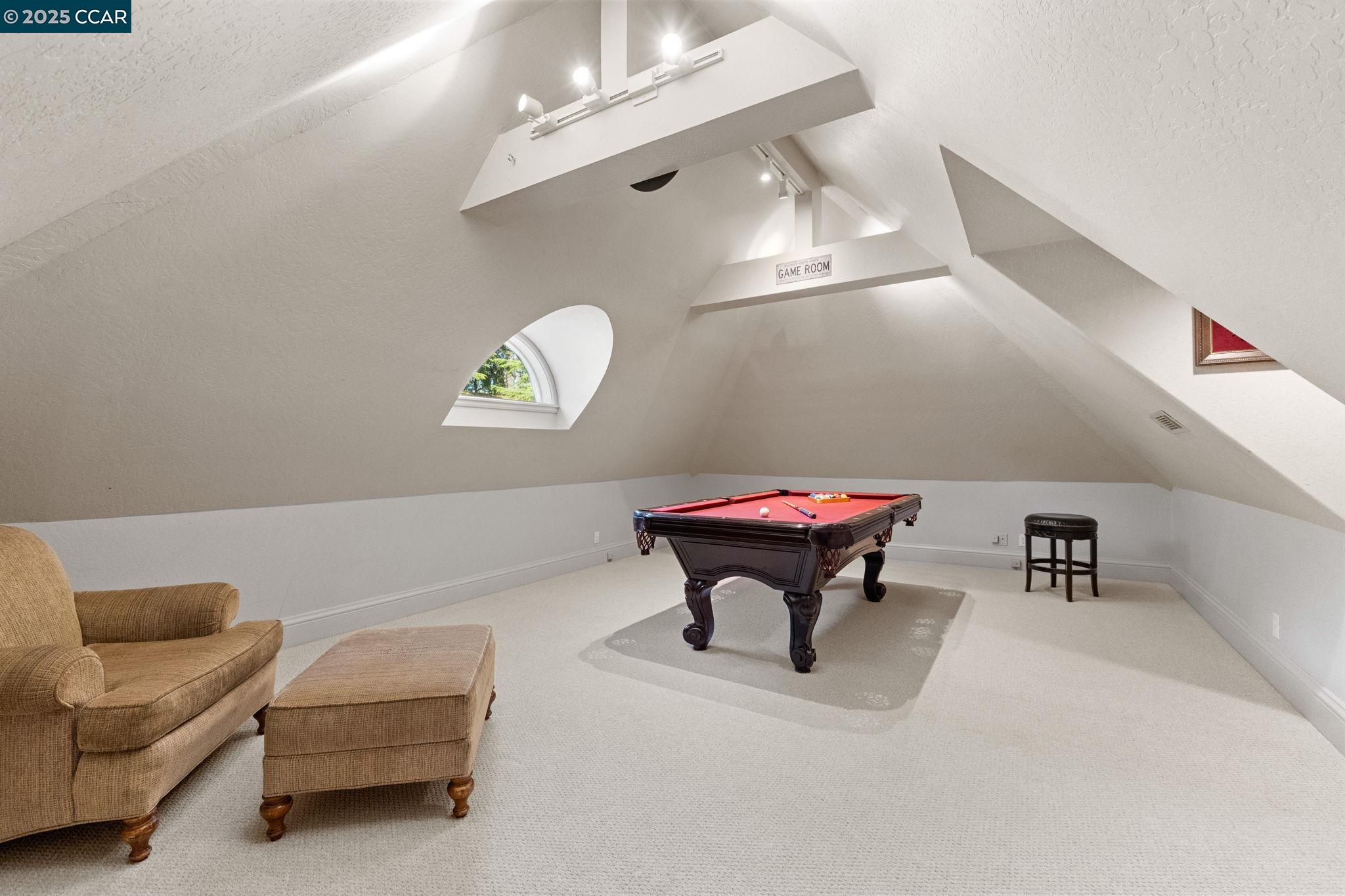 Detail Gallery Image 41 of 58 For 4860 Venner Rd, Martinez,  CA 94553 - 5 Beds | 3/1 Baths