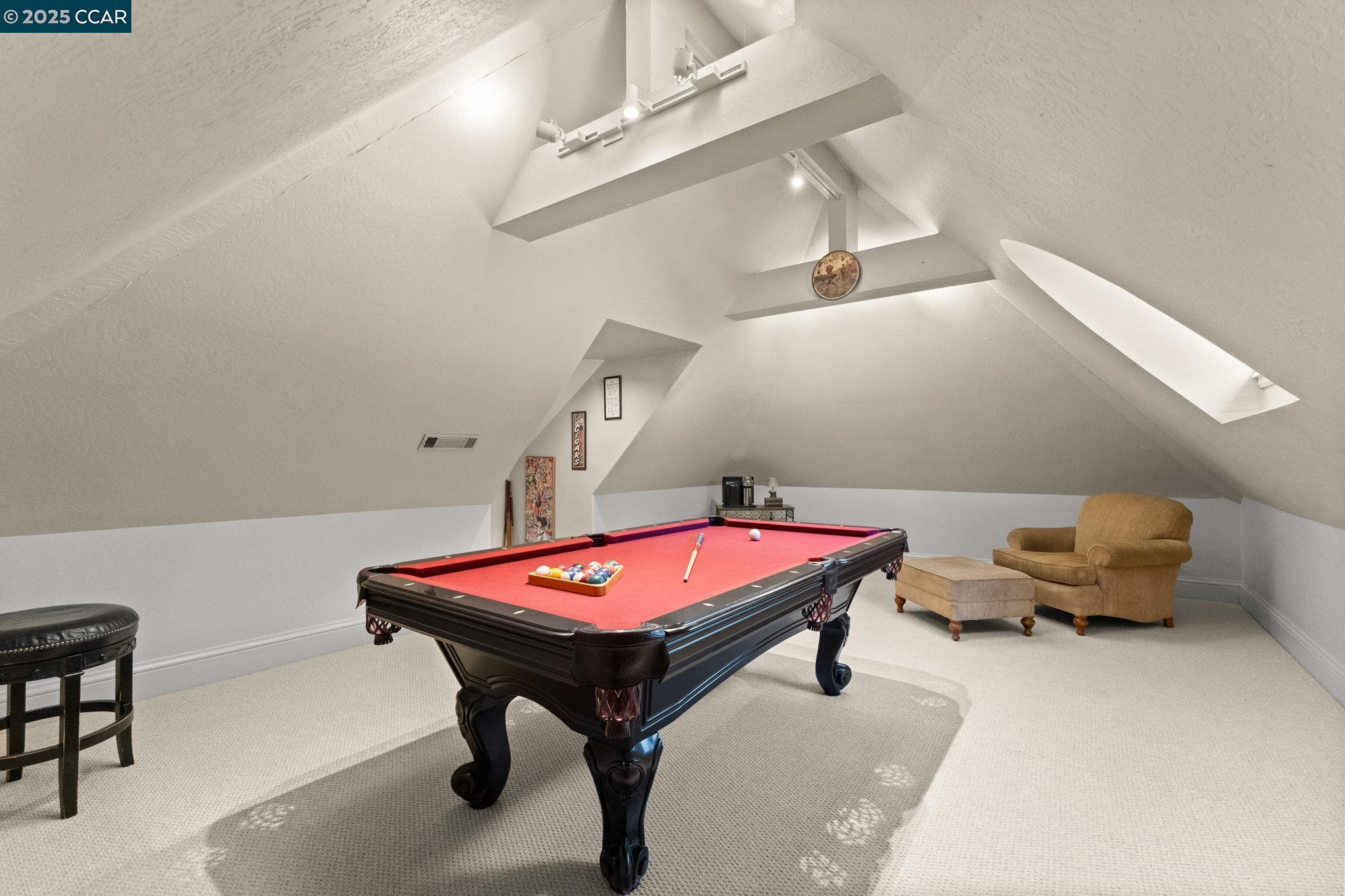 Detail Gallery Image 42 of 58 For 4860 Venner Rd, Martinez,  CA 94553 - 5 Beds | 3/1 Baths