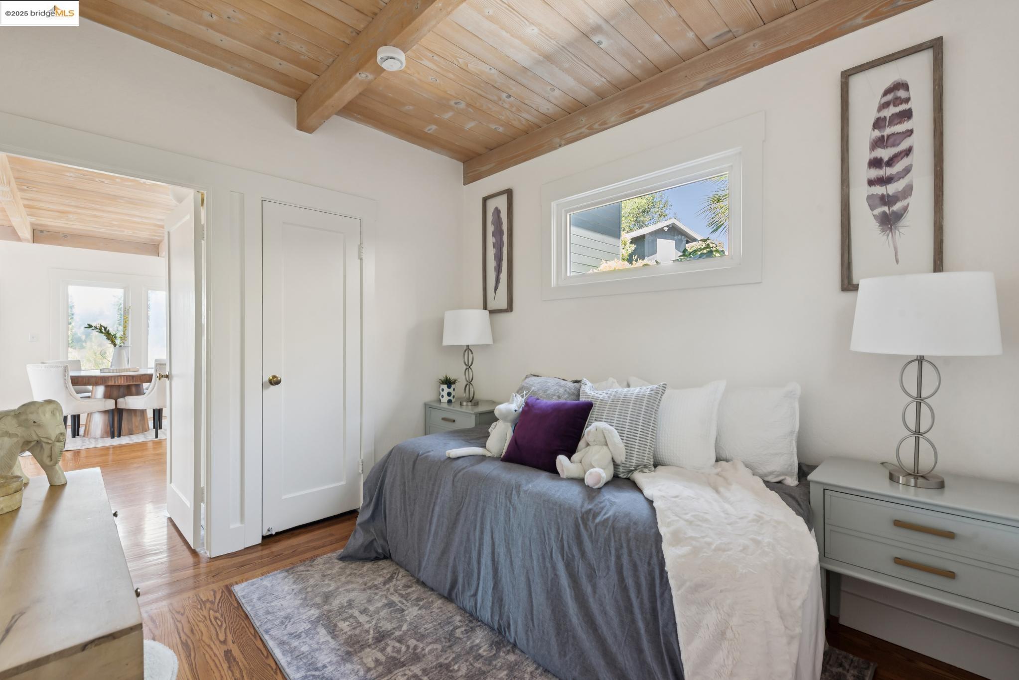 Detail Gallery Image 37 of 55 For 6189 Margarido Drive, Oakland,  CA 94618 - 3 Beds | 2/1 Baths