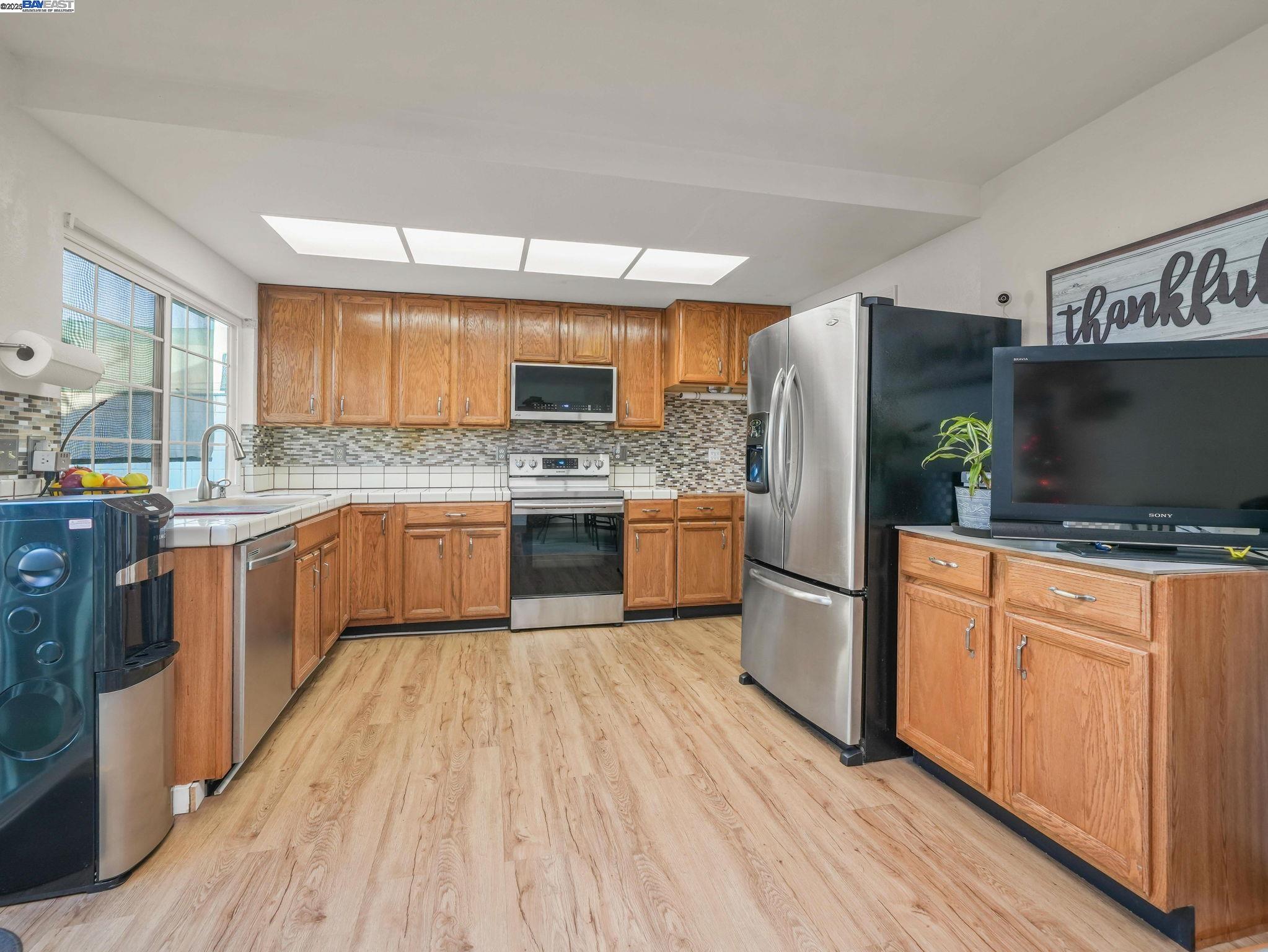 Detail Gallery Image 11 of 26 For 38043 Miller Pl, Fremont,  CA 94536 - 3 Beds | 2 Baths