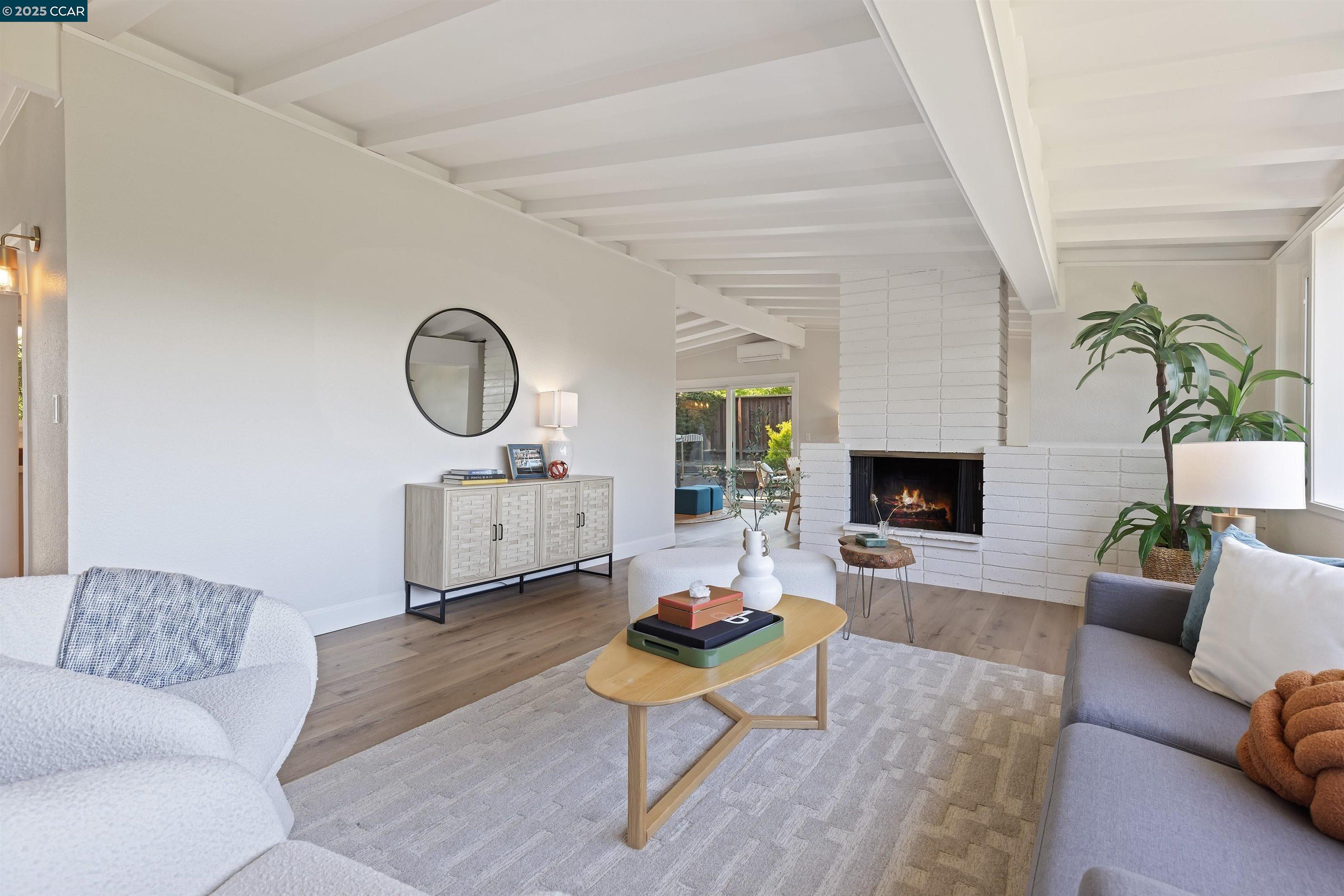 Detail Gallery Image 14 of 47 For 117 Estates Dr, Orinda,  CA 94563 - 4 Beds | 2 Baths