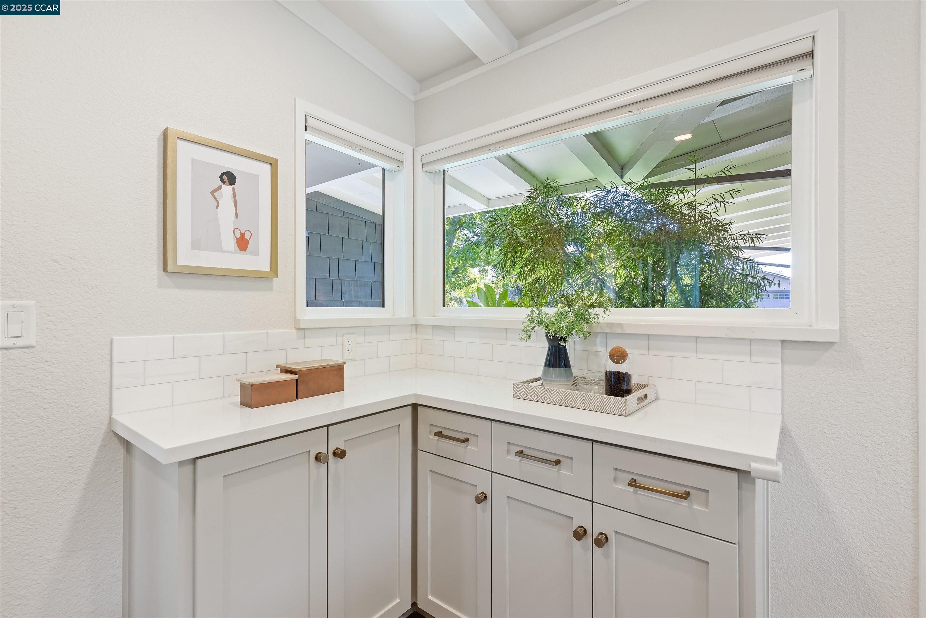 Detail Gallery Image 23 of 47 For 117 Estates Dr, Orinda,  CA 94563 - 4 Beds | 2 Baths