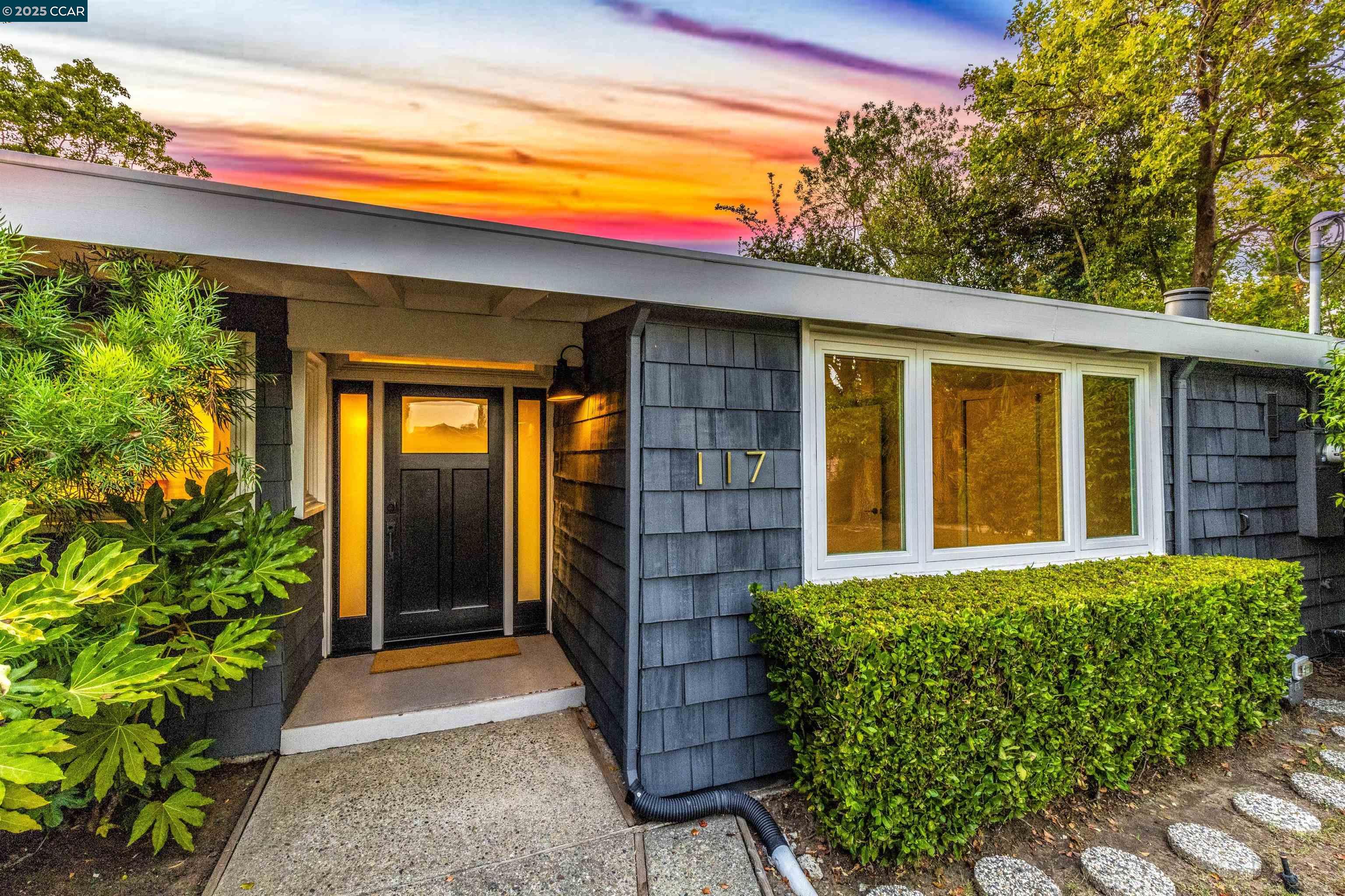 Detail Gallery Image 41 of 47 For 117 Estates Dr, Orinda,  CA 94563 - 4 Beds | 2 Baths
