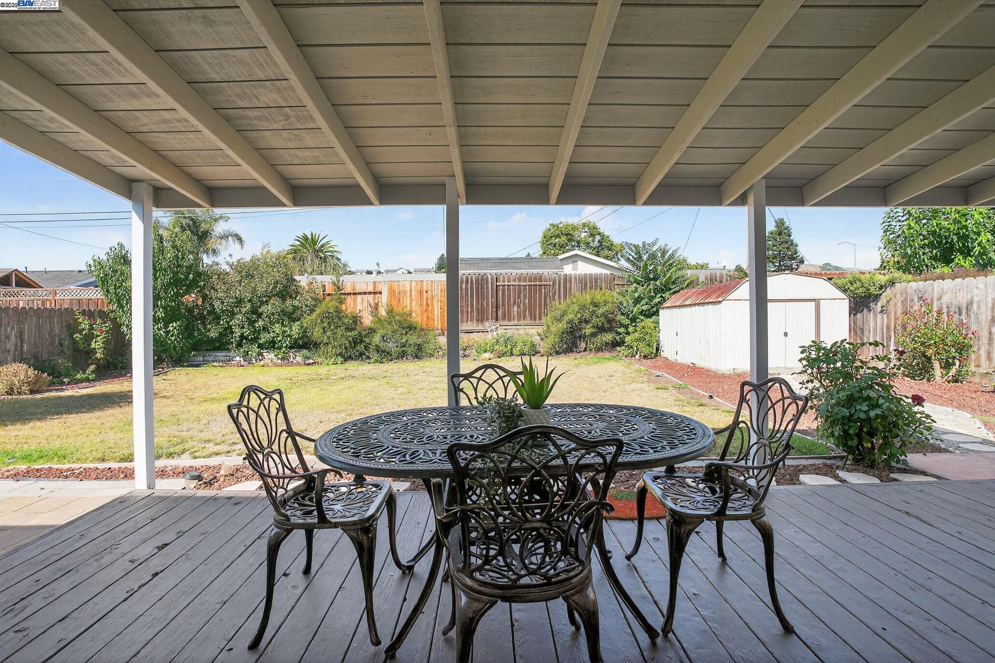 Detail Gallery Image 25 of 30 For 8578 Deervale Rd, Dublin,  CA 94568 - 3 Beds | 2 Baths