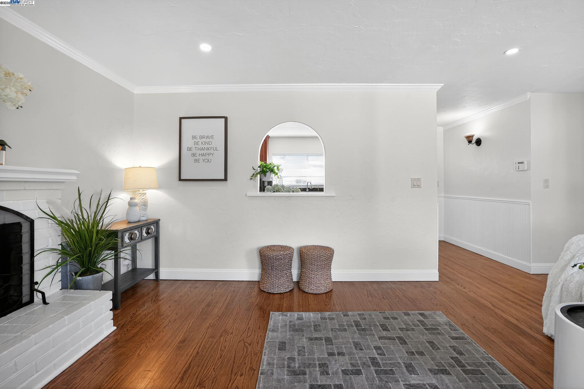 Detail Gallery Image 8 of 30 For 8578 Deervale Rd, Dublin,  CA 94568 - 3 Beds | 2 Baths