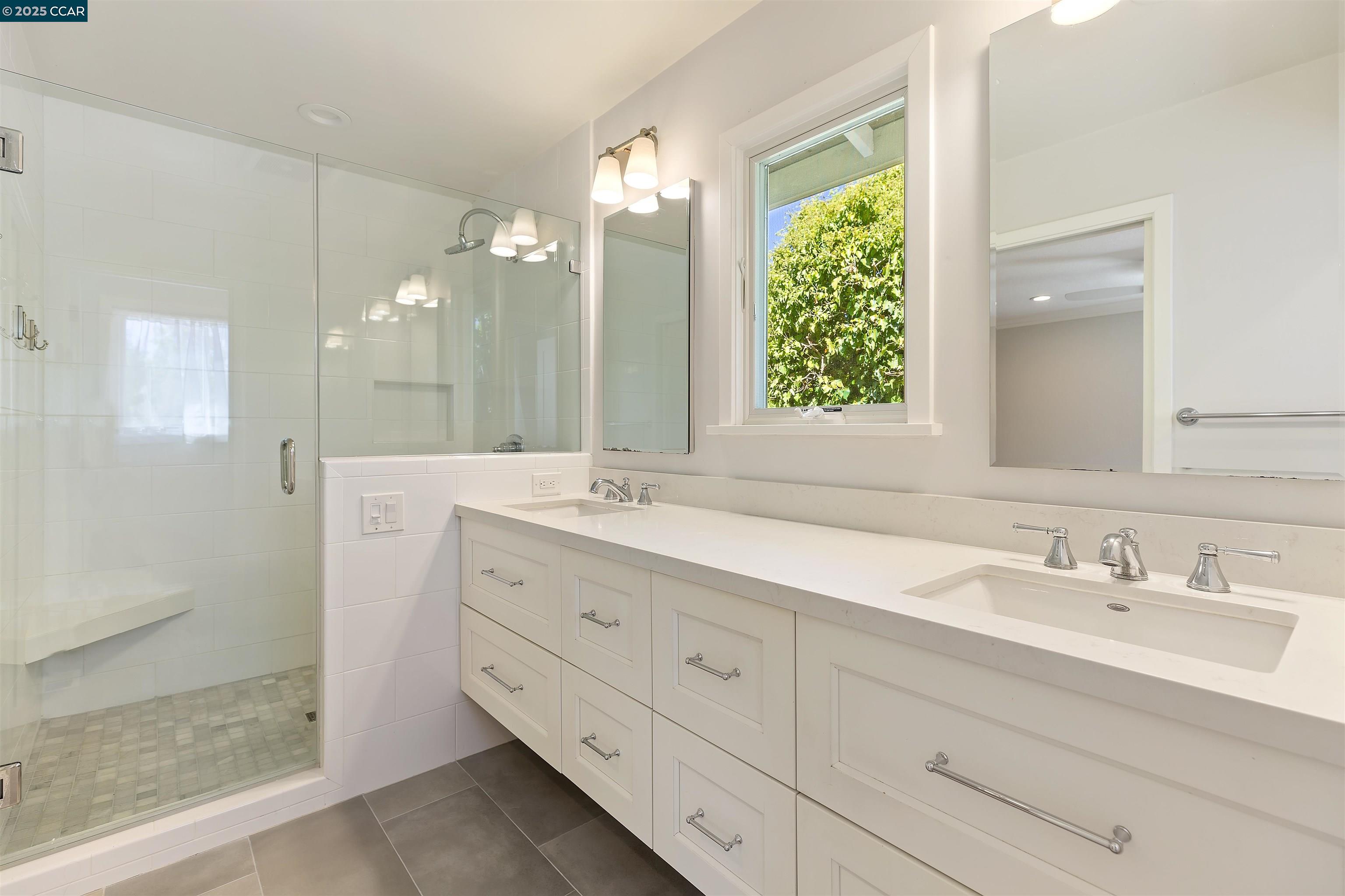 Detail Gallery Image 19 of 25 For 33 Sullivan Dr, Moraga,  CA 94556 - 4 Beds | 2 Baths