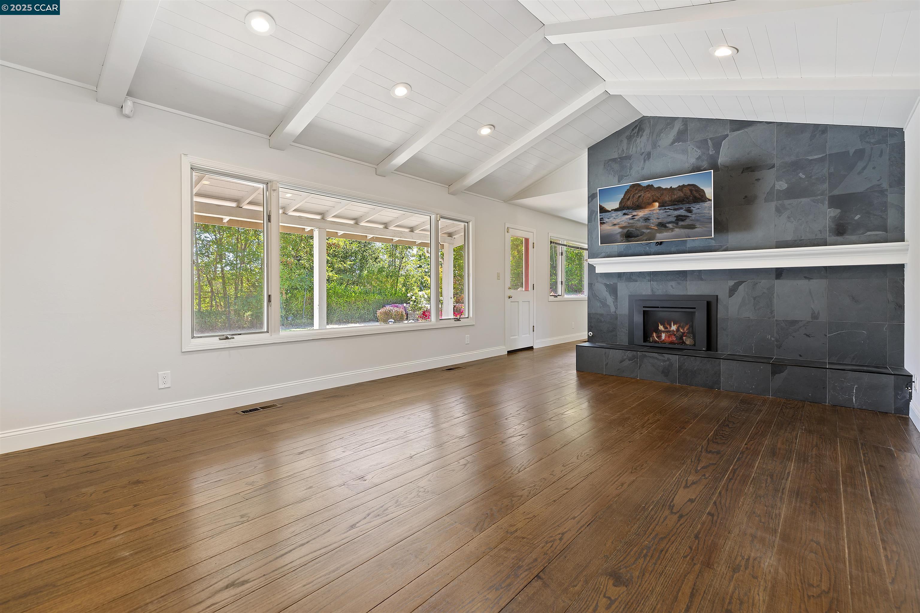 Detail Gallery Image 7 of 25 For 33 Sullivan Dr, Moraga,  CA 94556 - 4 Beds | 2 Baths
