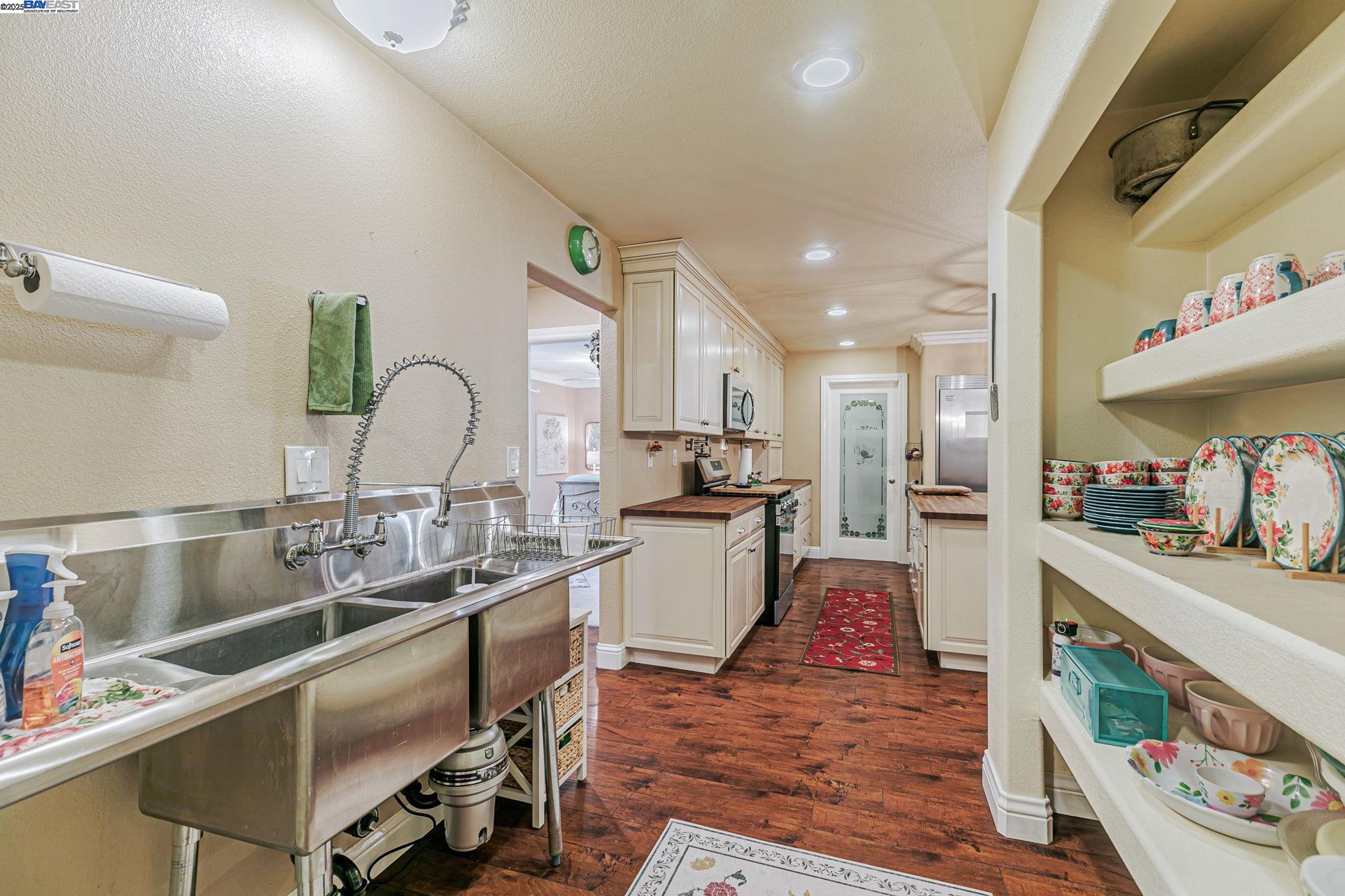 Detail Gallery Image 16 of 52 For 337 I St, Fremont,  CA 94536 - – Beds | – Baths