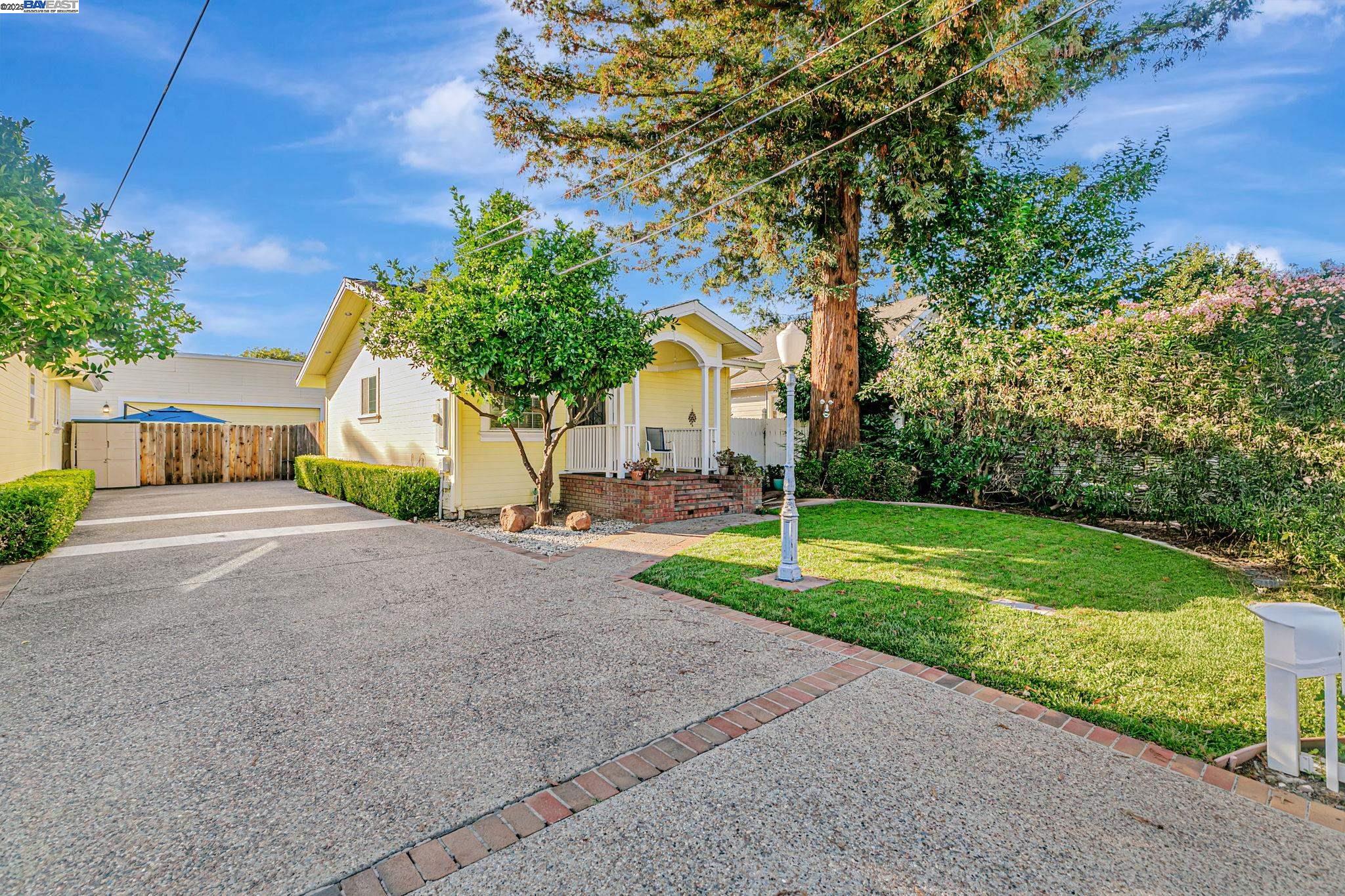 Detail Gallery Image 3 of 52 For 337 I St, Fremont,  CA 94536 - – Beds | – Baths