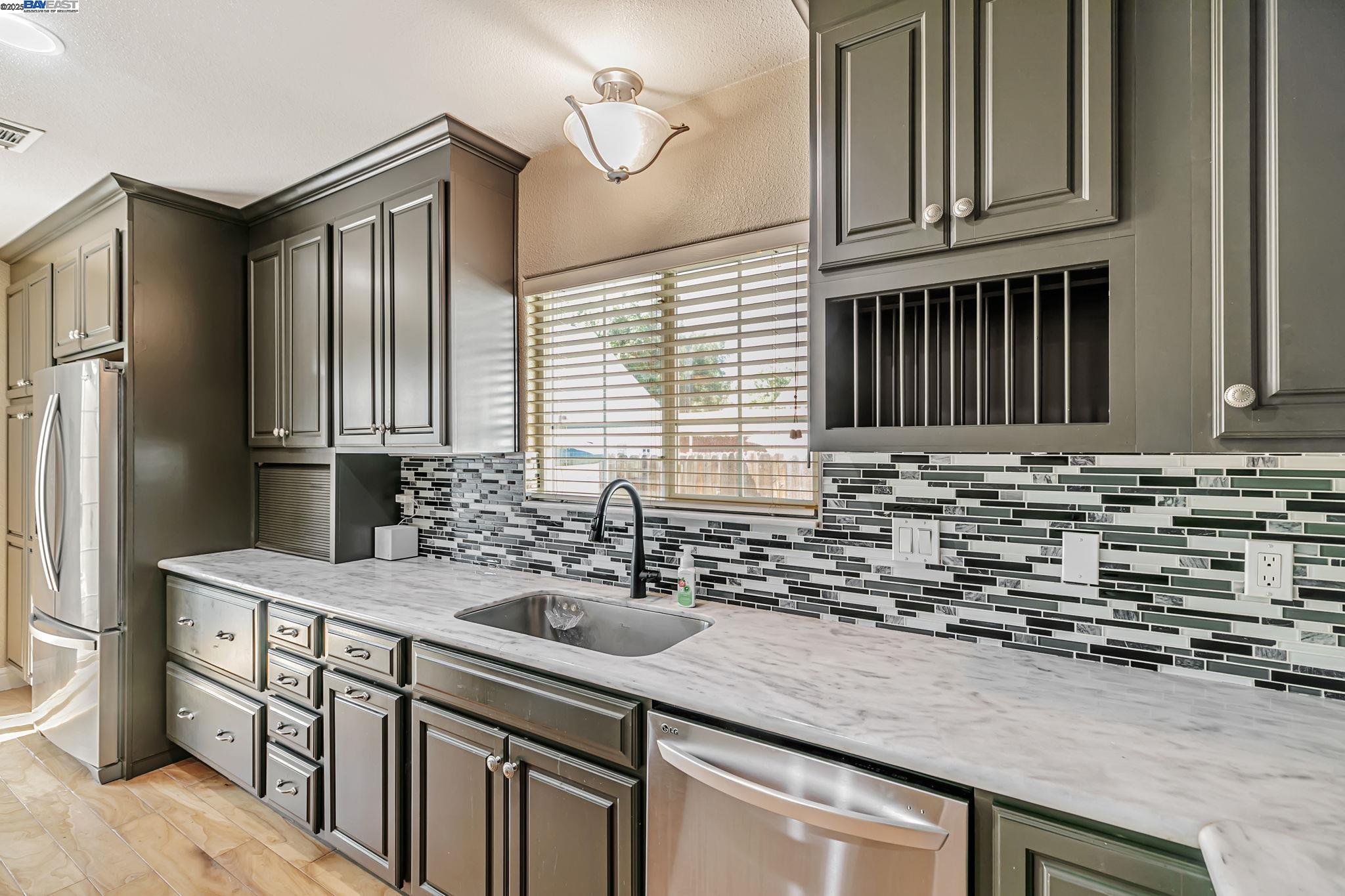 Detail Gallery Image 31 of 52 For 337 I St, Fremont,  CA 94536 - – Beds | – Baths