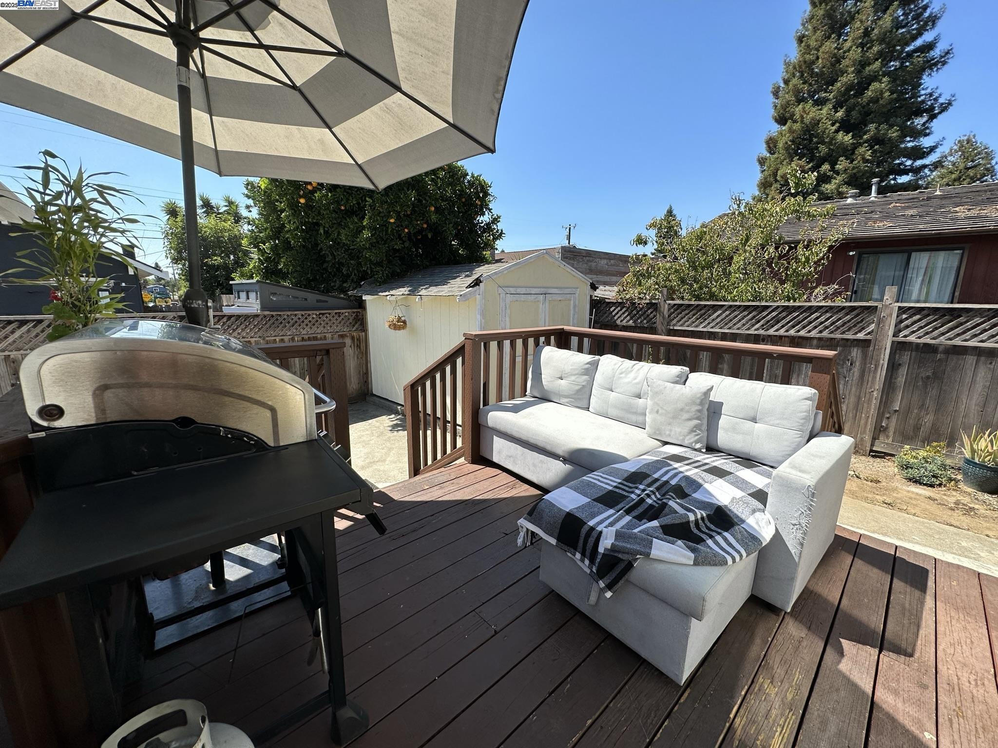 Detail Gallery Image 11 of 17 For 4239 Quigley Pl, Oakland,  CA 94619 - 2 Beds | 1 Baths