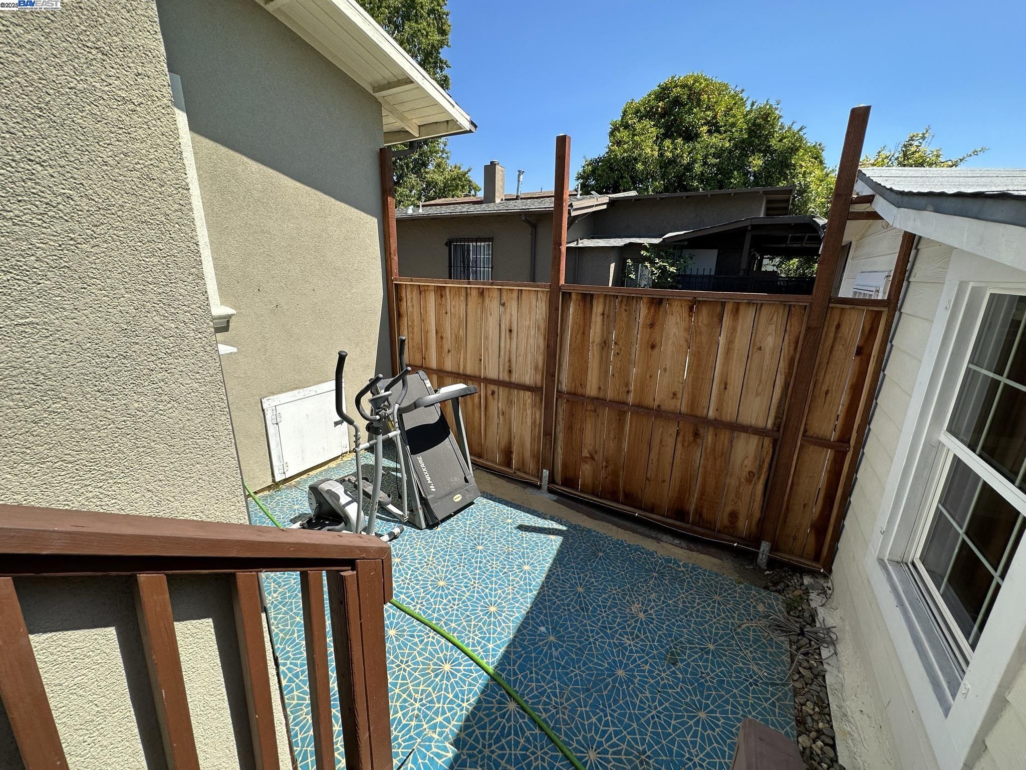 Detail Gallery Image 12 of 17 For 4239 Quigley Pl, Oakland,  CA 94619 - 2 Beds | 1 Baths