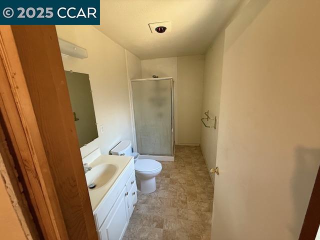 Detail Gallery Image 12 of 19 For 4044 Chestnut Ave, Concord,  CA 94519 - 3 Beds | 2 Baths