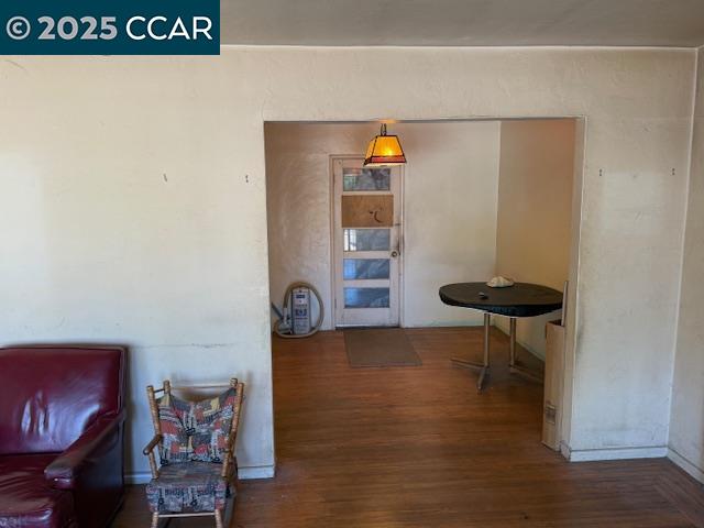 Detail Gallery Image 5 of 19 For 4044 Chestnut Ave, Concord,  CA 94519 - 3 Beds | 2 Baths