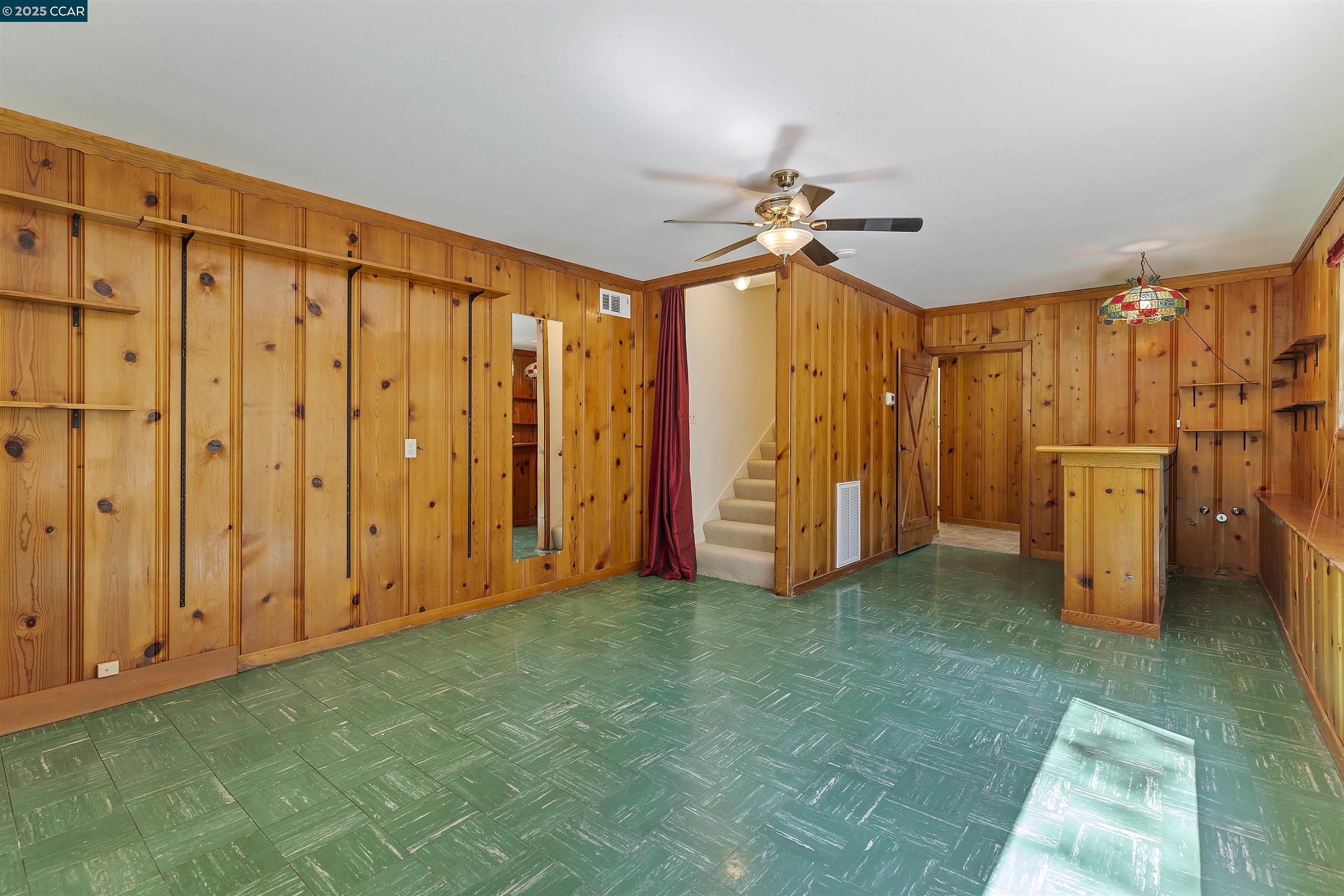 Detail Gallery Image 16 of 25 For 15 Los Amigos, Orinda,  CA 94563 - 3 Beds | 2 Baths