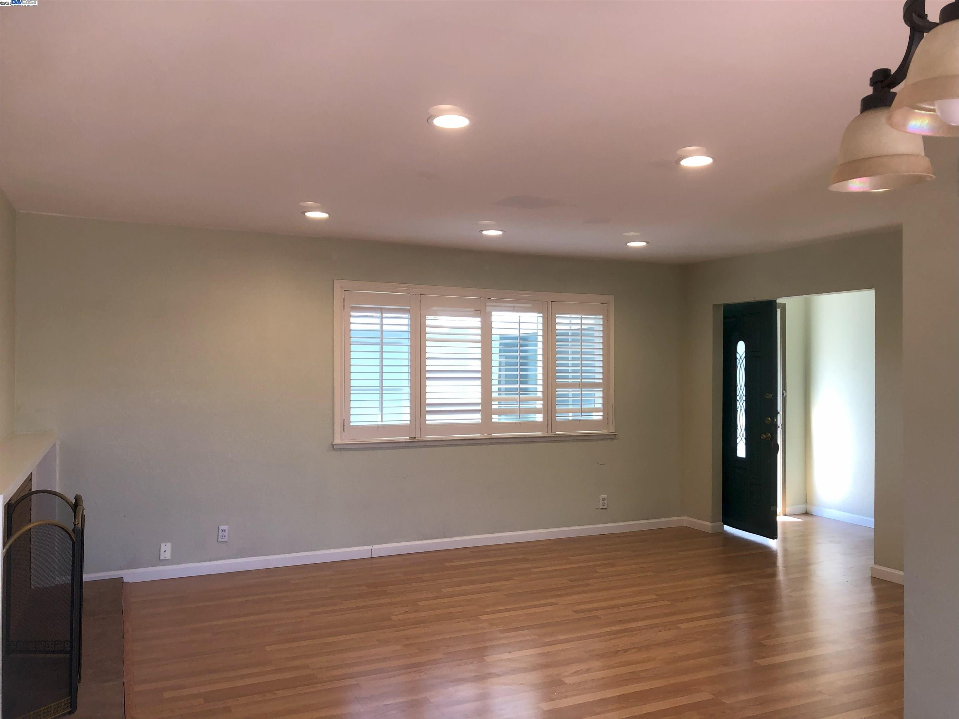 Detail Gallery Image 7 of 33 For 4902 Everglades Park Dr, Fremont,  CA 94538 - 4 Beds | 2 Baths