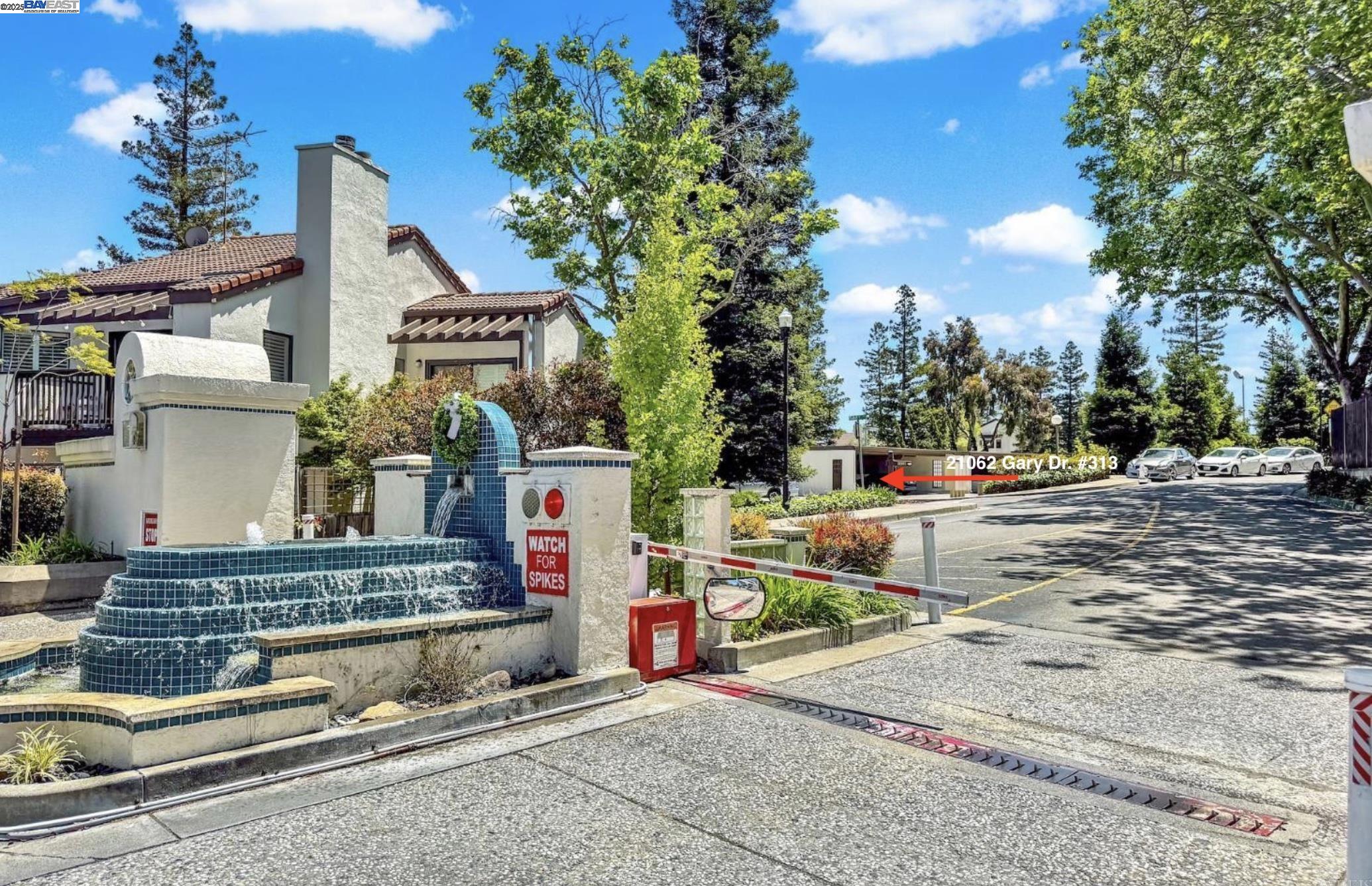 Detail Gallery Image 2 of 36 For 21062 Gary Dr #313,  Hayward,  CA 94546 - 2 Beds | 2 Baths