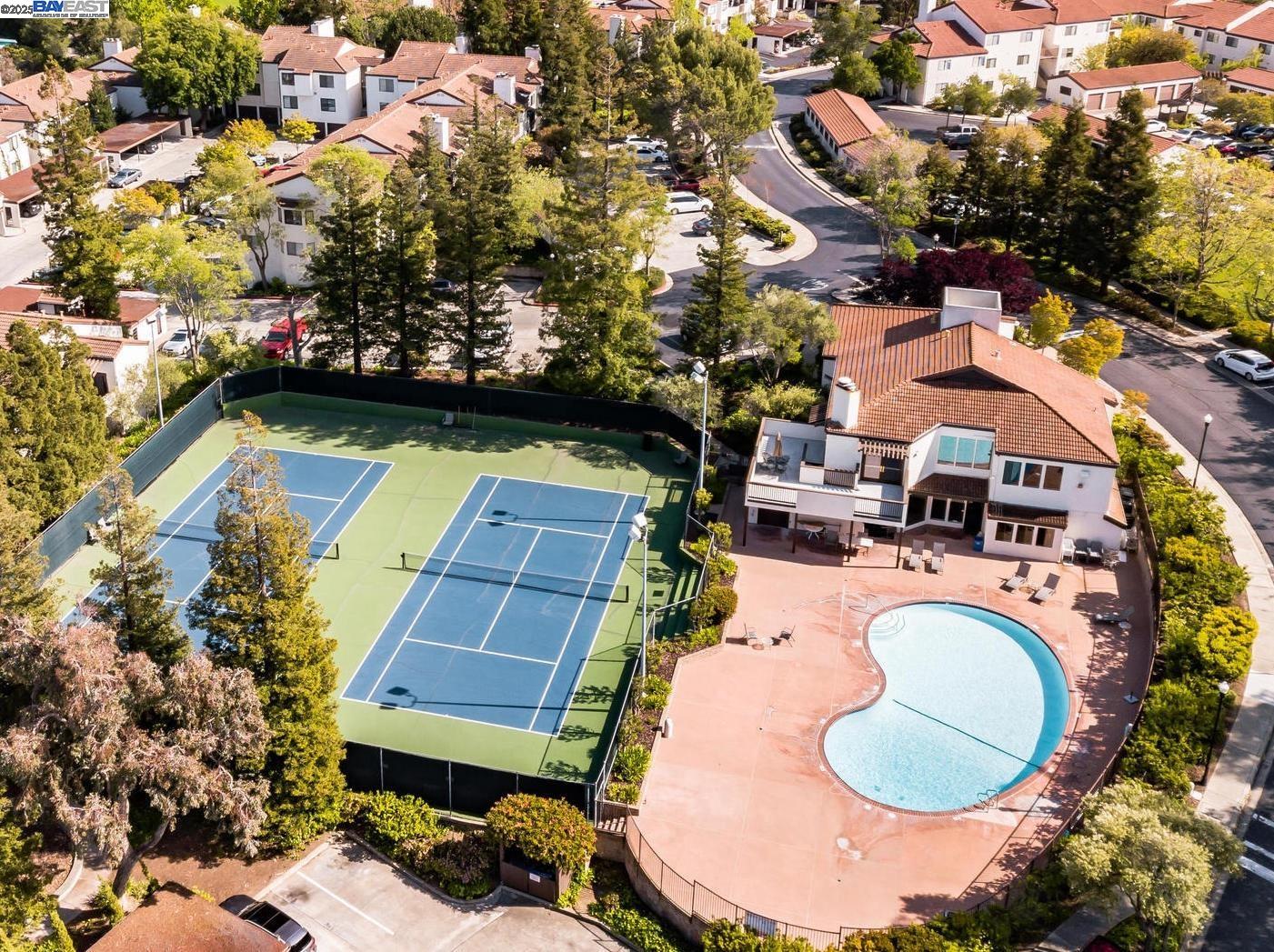 Detail Gallery Image 27 of 36 For 21062 Gary Dr #313,  Hayward,  CA 94546 - 2 Beds | 2 Baths