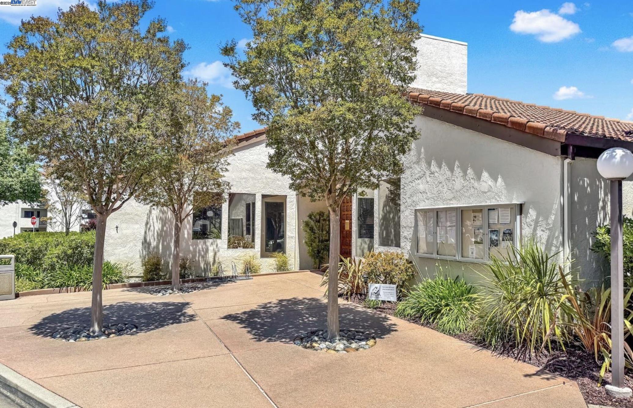 Detail Gallery Image 28 of 36 For 21062 Gary Dr #313,  Hayward,  CA 94546 - 2 Beds | 2 Baths