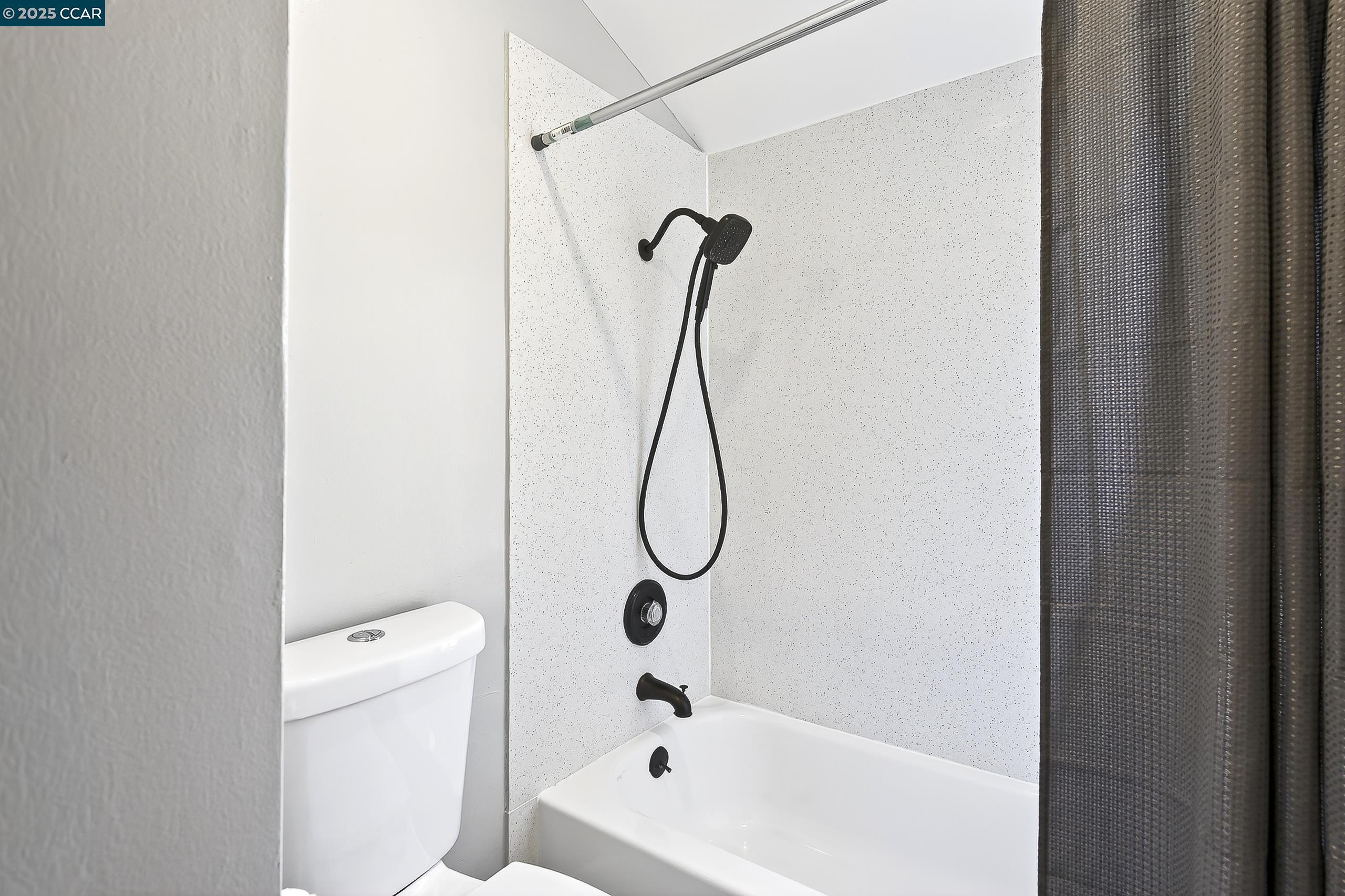 Detail Gallery Image 21 of 50 For 2079 Ascot Dr #240,  Moraga,  CA 94556 - 2 Beds | 2 Baths