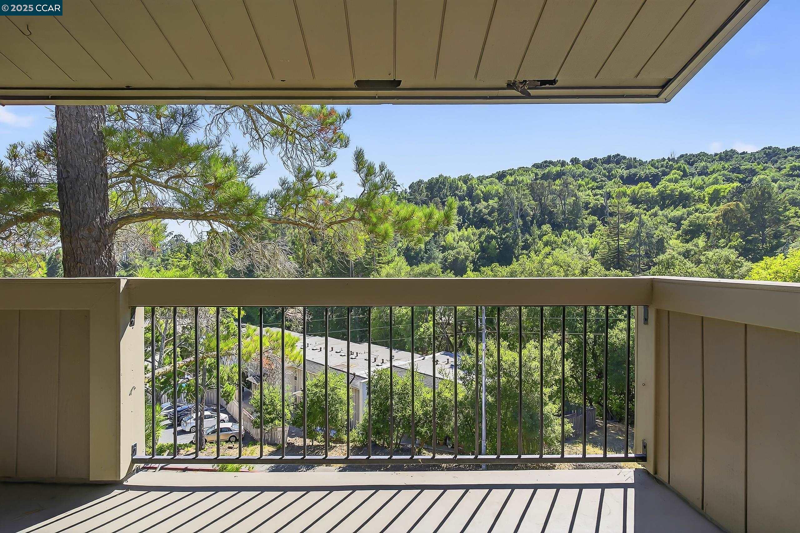 Detail Gallery Image 35 of 50 For 2079 Ascot Dr #240,  Moraga,  CA 94556 - 2 Beds | 2 Baths