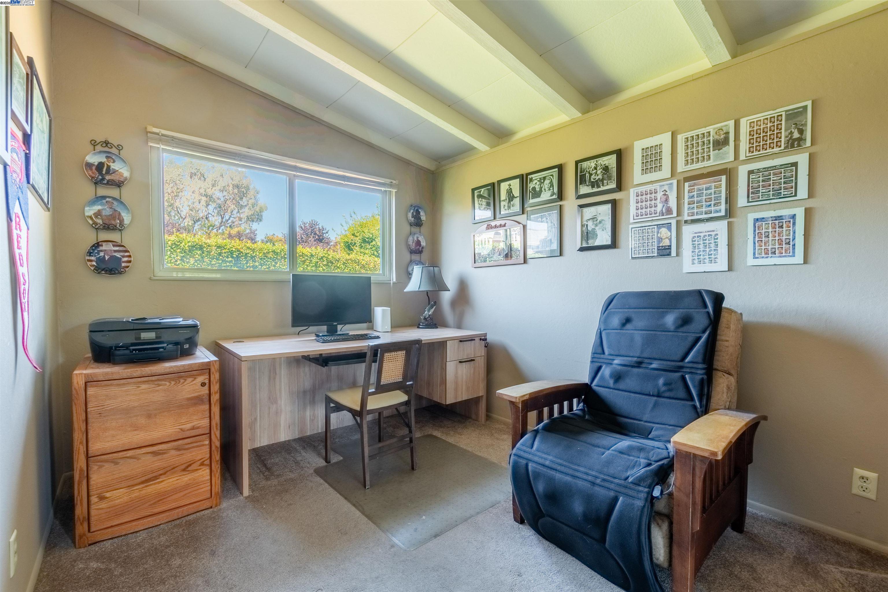 Detail Gallery Image 15 of 38 For 24757 Pear St, Hayward,  CA 94545 - 3 Beds | 2 Baths