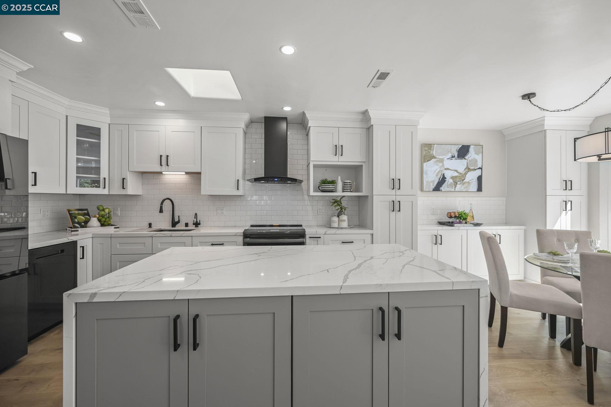 Detail Gallery Image 12 of 41 For 1433 Oakmont Dr #4,  Walnut Creek,  CA 94595 - 2 Beds | 2 Baths
