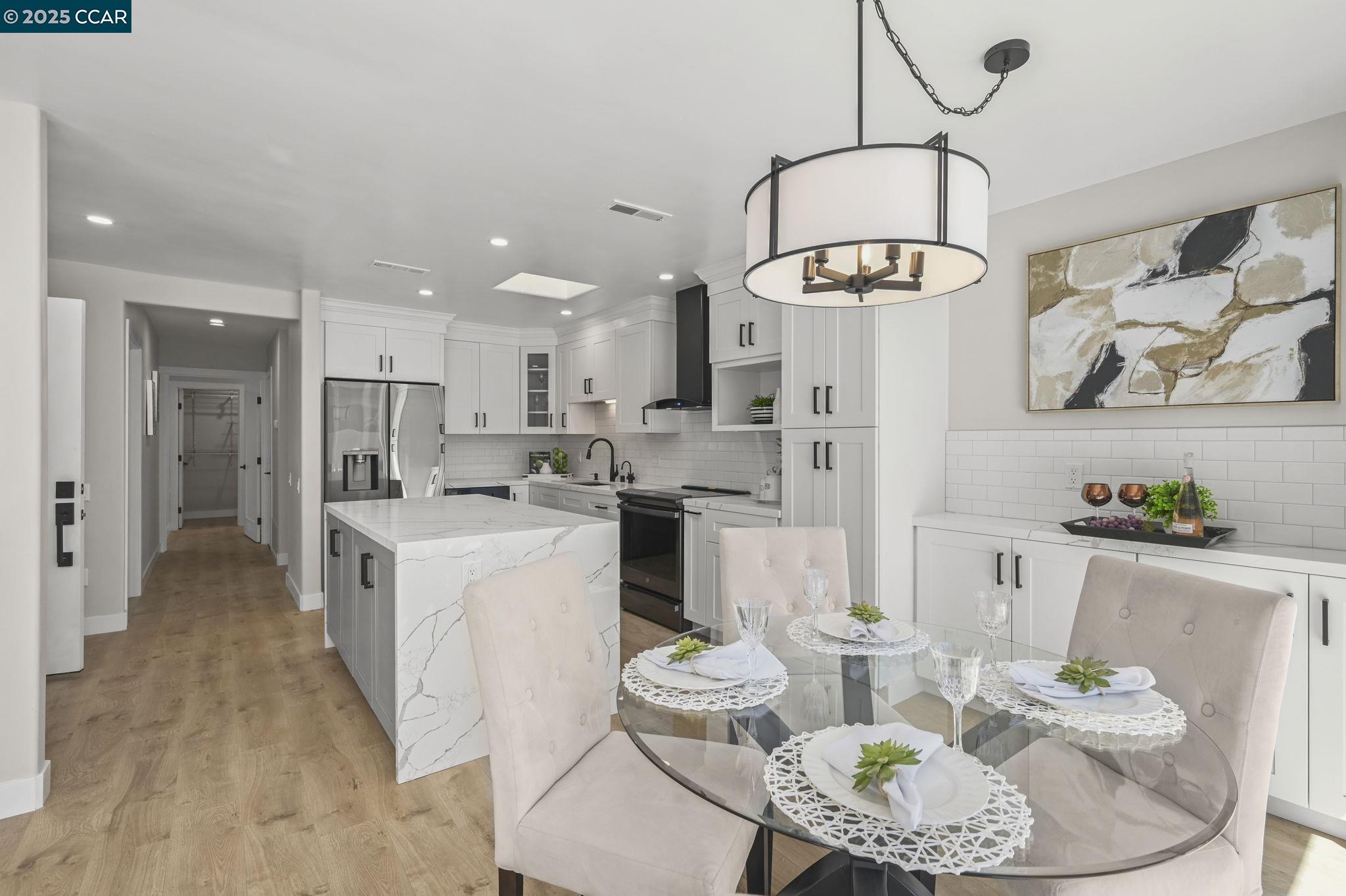 Detail Gallery Image 3 of 41 For 1433 Oakmont Dr #4,  Walnut Creek,  CA 94595 - 2 Beds | 2 Baths