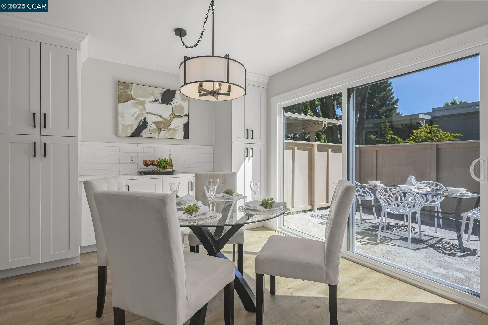 Detail Gallery Image 5 of 41 For 1433 Oakmont Dr #4,  Walnut Creek,  CA 94595 - 2 Beds | 2 Baths