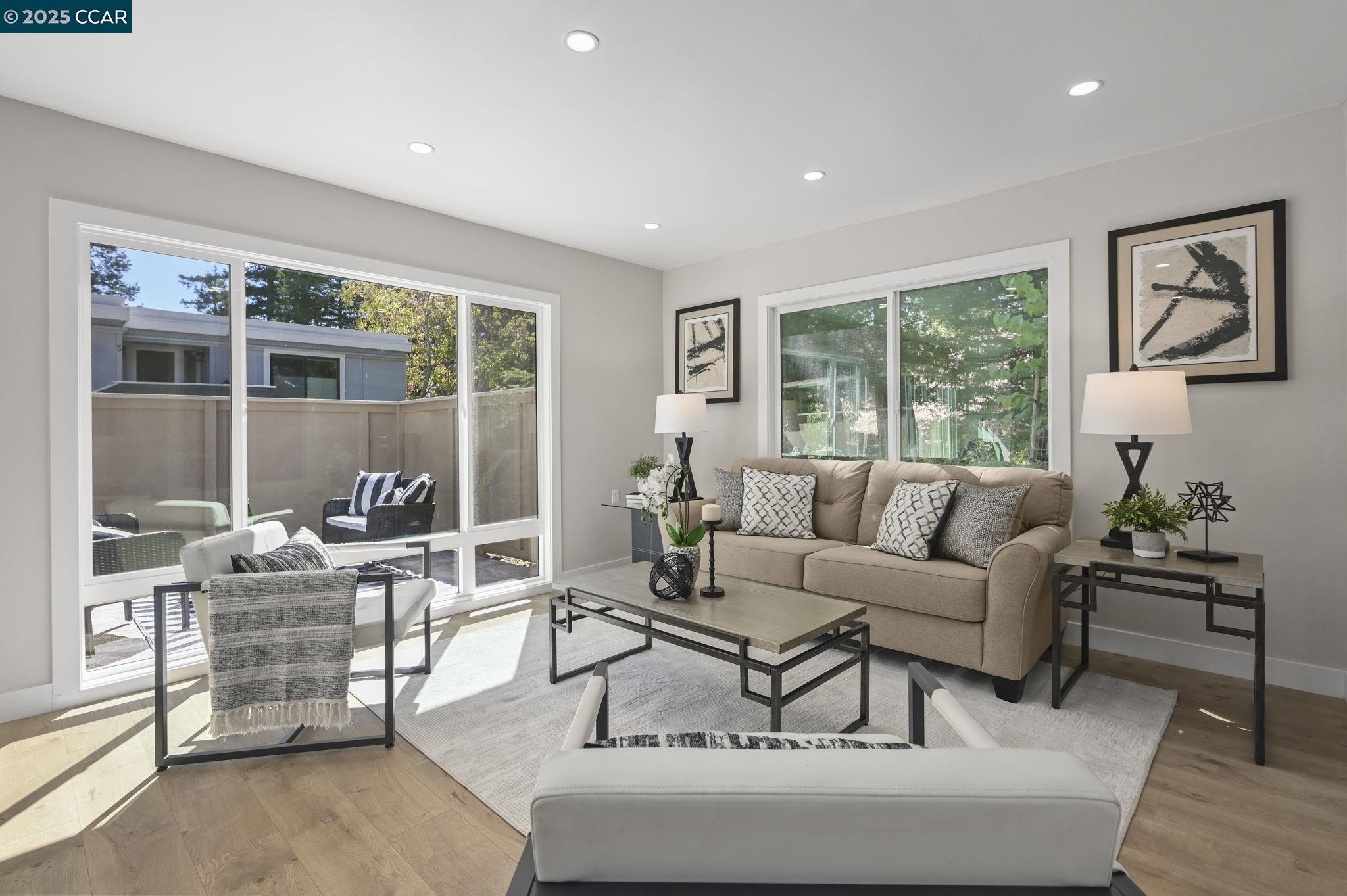 Detail Gallery Image 7 of 41 For 1433 Oakmont Dr #4,  Walnut Creek,  CA 94595 - 2 Beds | 2 Baths
