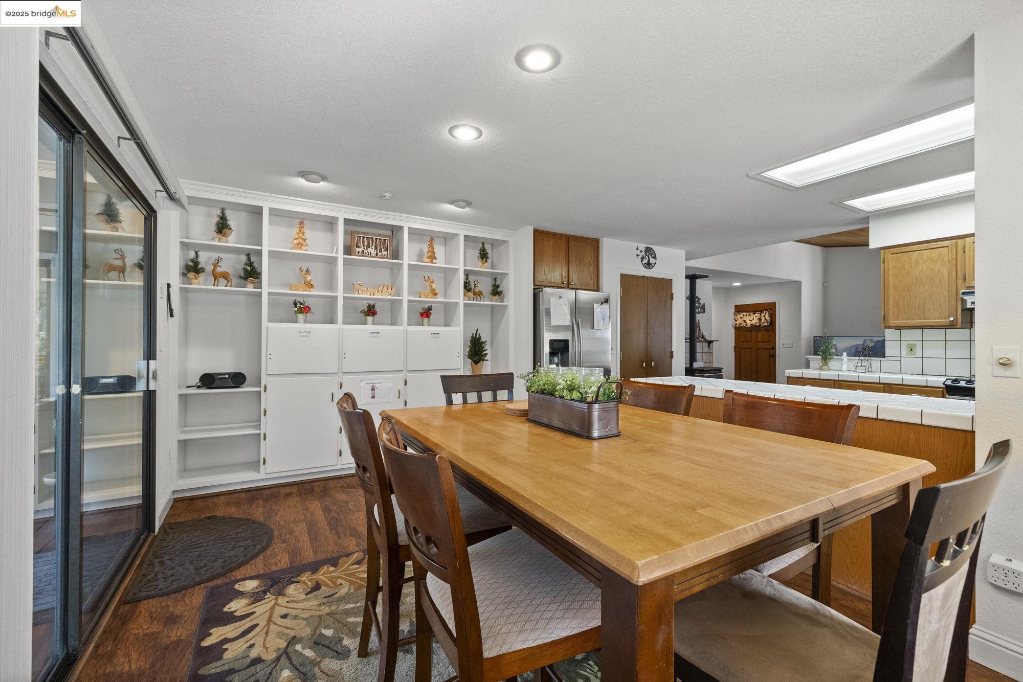 Detail Gallery Image 17 of 60 For 20747 Rising Hill Cir, Groveland,  CA 95321 - 3 Beds | 2 Baths