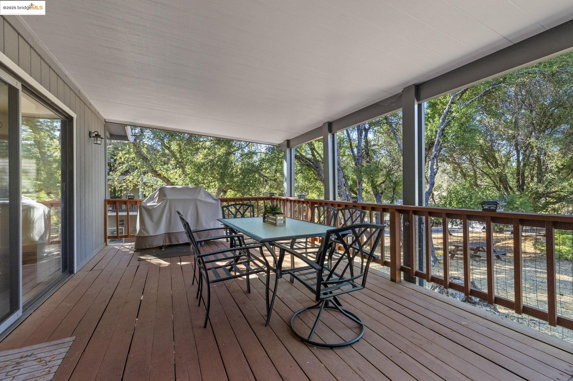 Detail Gallery Image 30 of 60 For 20747 Rising Hill Cir, Groveland,  CA 95321 - 3 Beds | 2 Baths