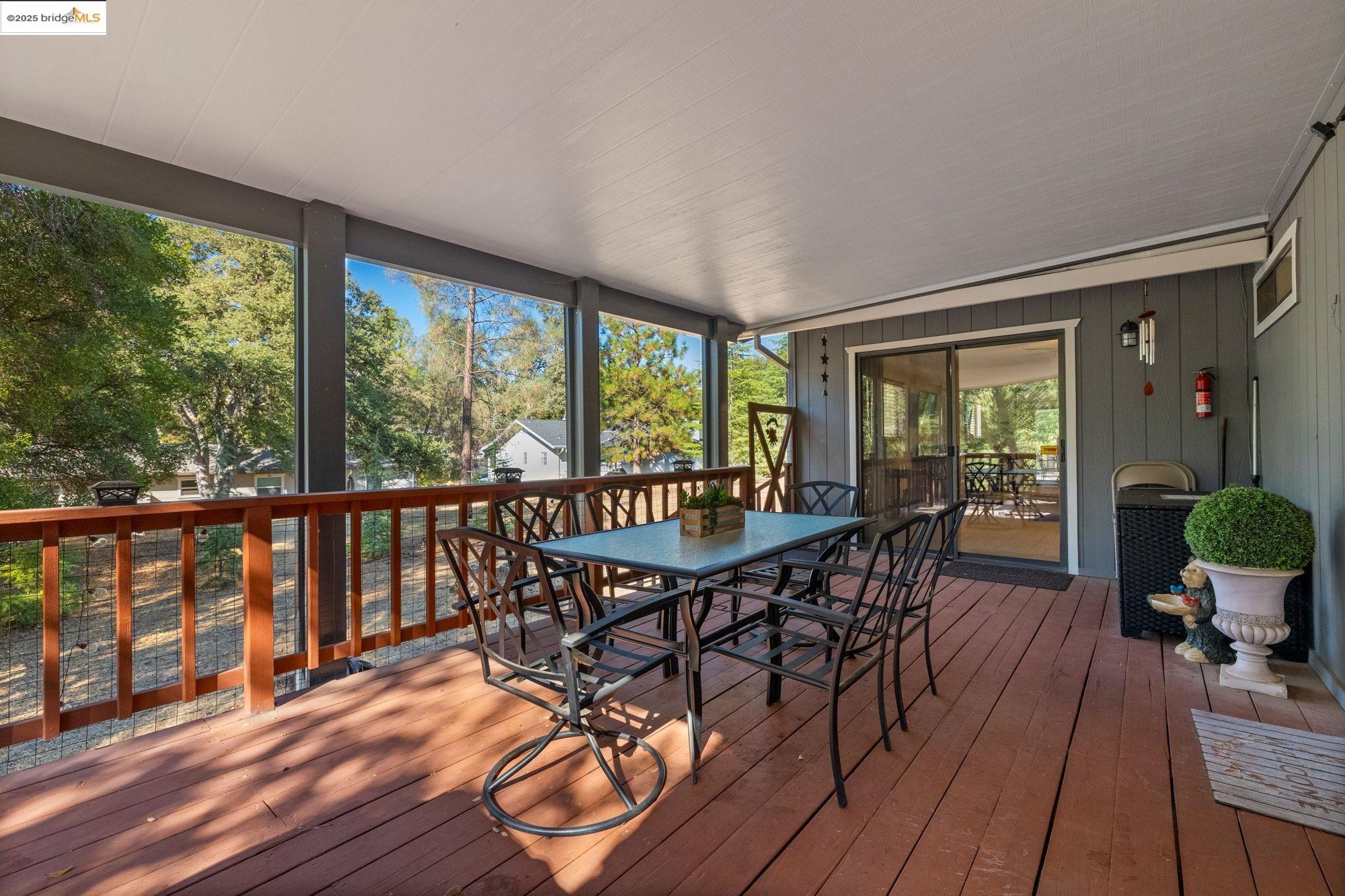 Detail Gallery Image 31 of 60 For 20747 Rising Hill Cir, Groveland,  CA 95321 - 3 Beds | 2 Baths