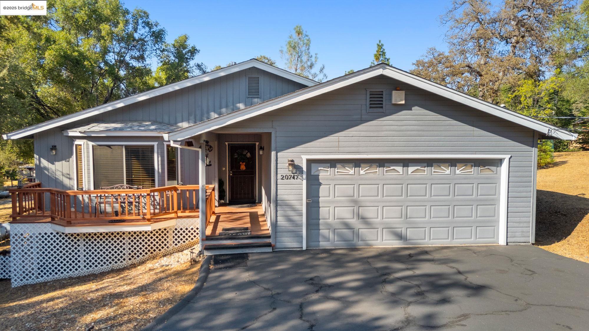 Detail Gallery Image 34 of 60 For 20747 Rising Hill Cir, Groveland,  CA 95321 - 3 Beds | 2 Baths