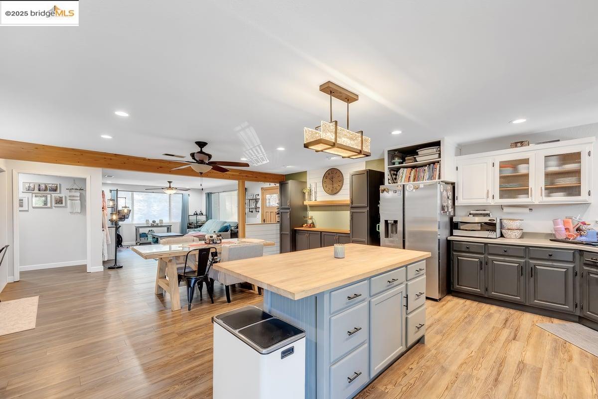 Detail Gallery Image 12 of 56 For 10870 Buck Brush Dr, Jamestown,  CA 95327 - 3 Beds | 3/1 Baths