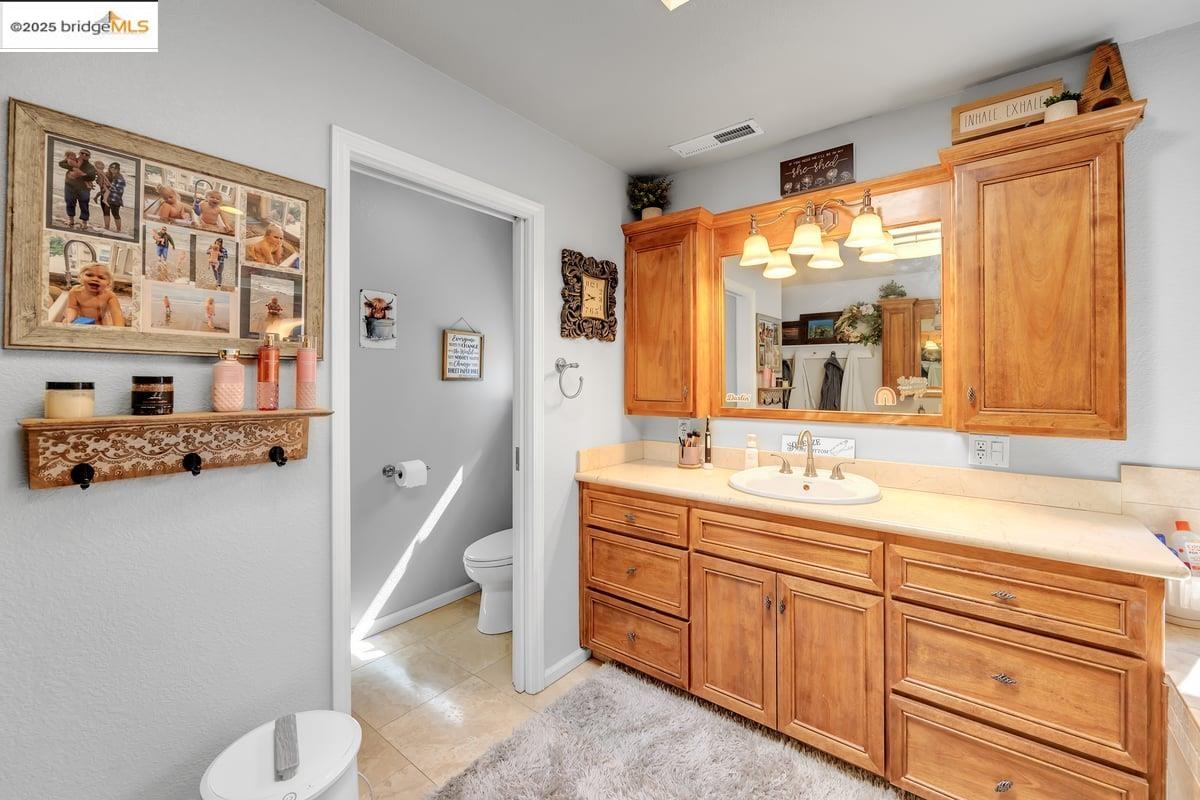 Detail Gallery Image 29 of 56 For 10870 Buck Brush Dr, Jamestown,  CA 95327 - 3 Beds | 3/1 Baths