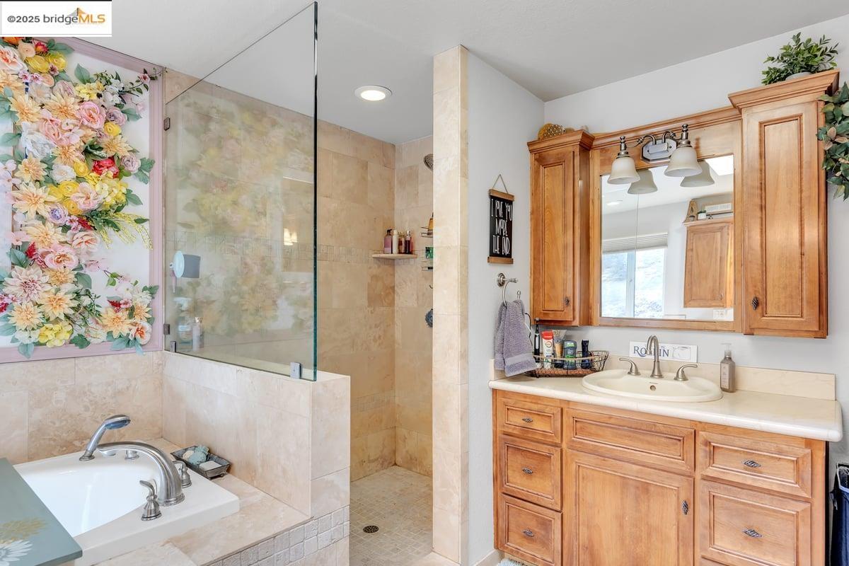 Detail Gallery Image 31 of 56 For 10870 Buck Brush Dr, Jamestown,  CA 95327 - 3 Beds | 3/1 Baths