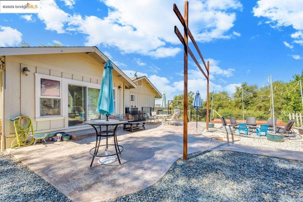 Detail Gallery Image 41 of 56 For 10870 Buck Brush Dr, Jamestown,  CA 95327 - 3 Beds | 3/1 Baths