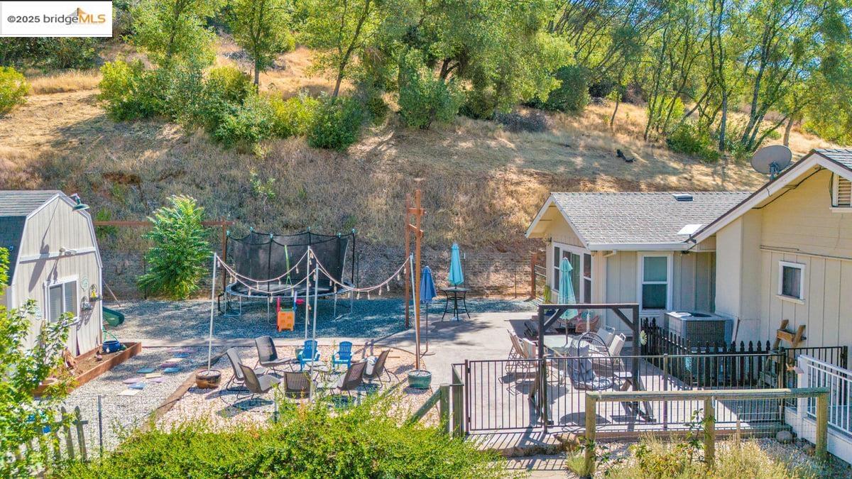 Detail Gallery Image 45 of 56 For 10870 Buck Brush Dr, Jamestown,  CA 95327 - 3 Beds | 3/1 Baths