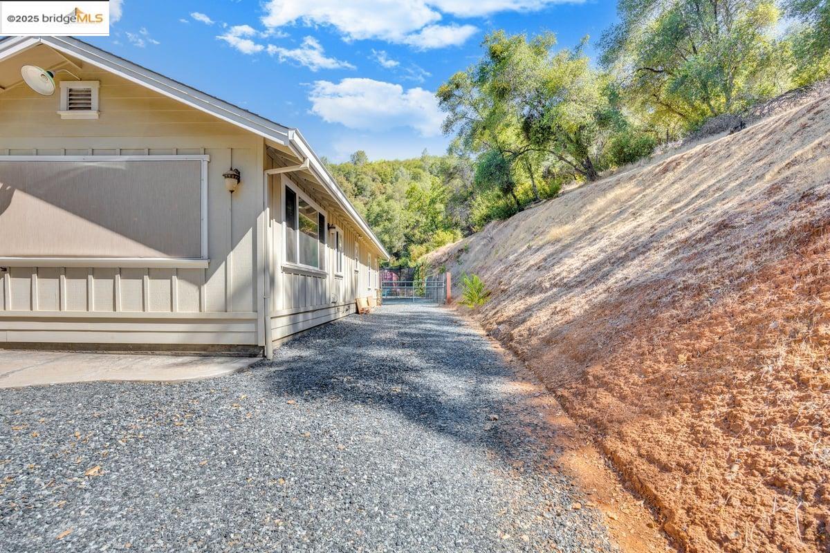 Detail Gallery Image 49 of 56 For 10870 Buck Brush Dr, Jamestown,  CA 95327 - 3 Beds | 3/1 Baths